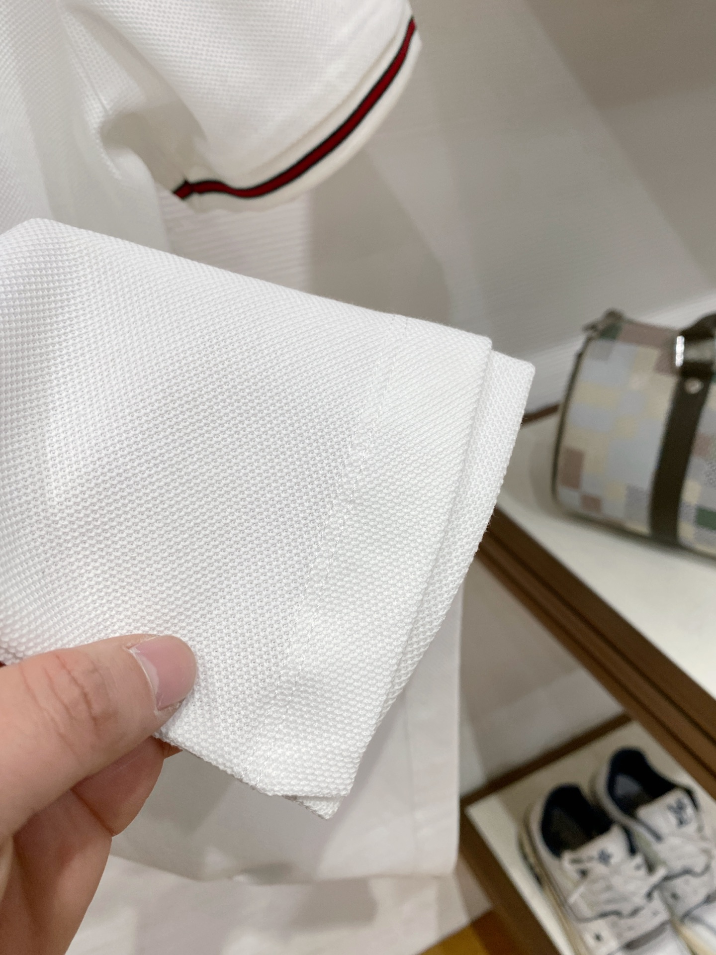 🌟 Gu# 26春夏 专属标识Polo衫短袖T恤 经典的翻领裁剪工艺从未停止.既不单调也不复杂,匠心之作