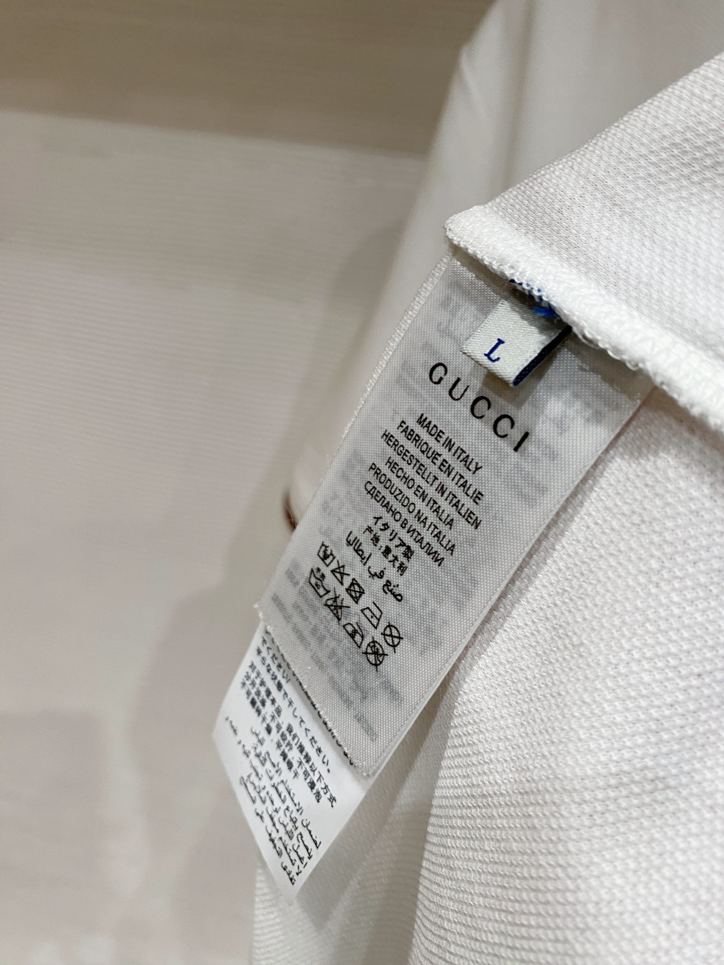 🌟 Gu# 26春夏 专属标识Polo衫短袖T恤 经典的翻领裁剪工艺从未停止.既不单调也不复杂,匠心之作