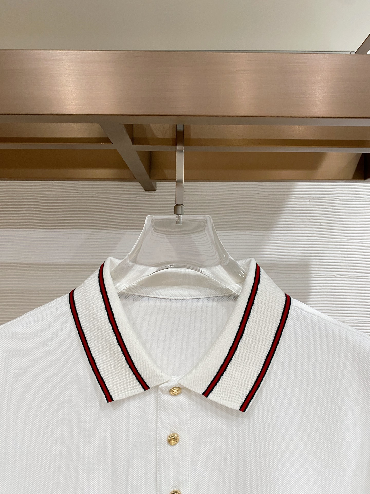 🌟 Gu# 26春夏 专属标识Polo衫短袖T恤 经典的翻领裁剪工艺从未停止.既不单调也不复杂,匠心之作