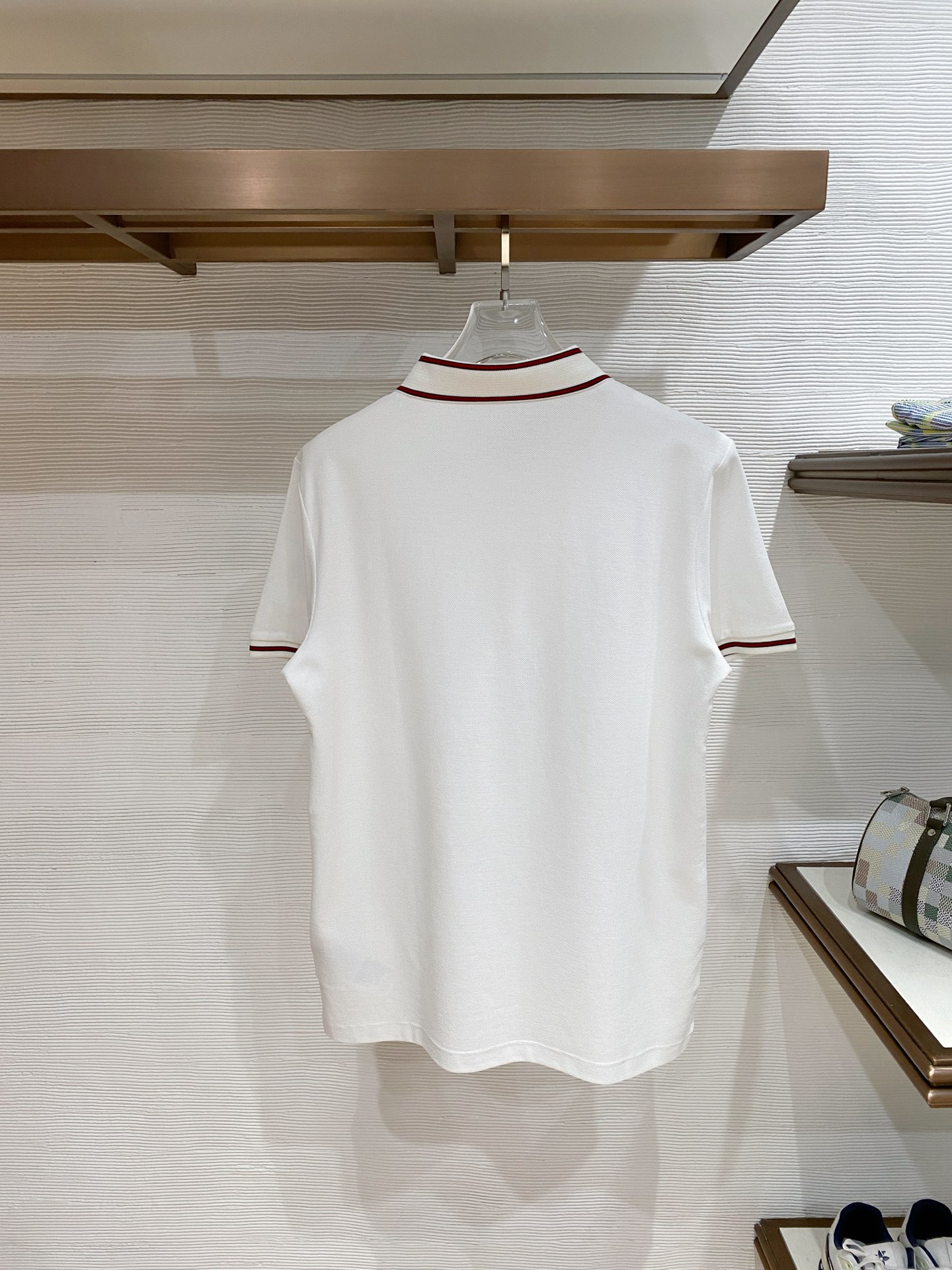 🌟 Gu# 26春夏 专属标识Polo衫短袖T恤 经典的翻领裁剪工艺从未停止.既不单调也不复杂,匠心之作