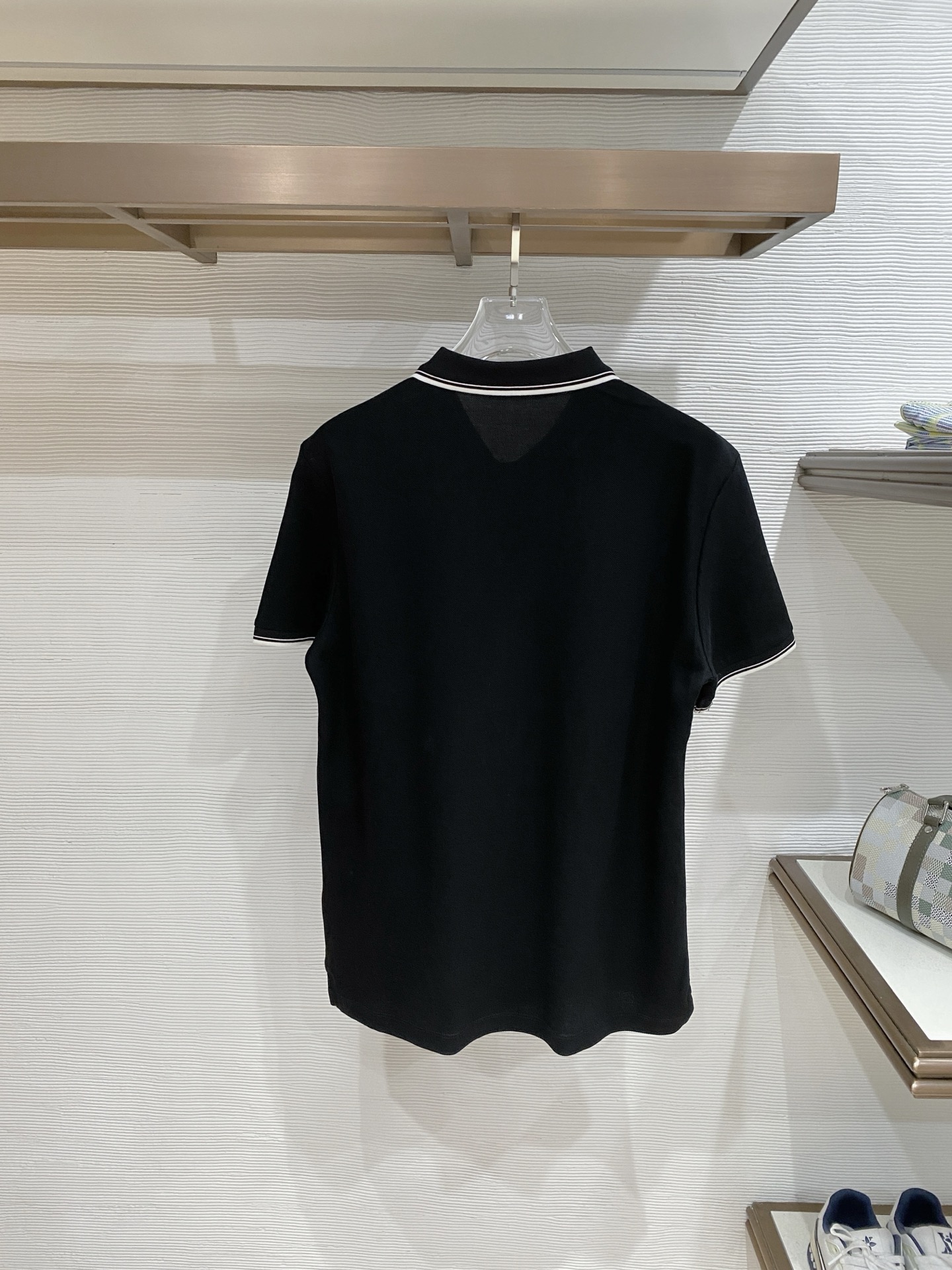 🌟 驴家# 26春夏 专属标识Polo衫短袖T恤 经典的翻领裁剪工艺从未停止.既不单调也不复杂,匠心之作