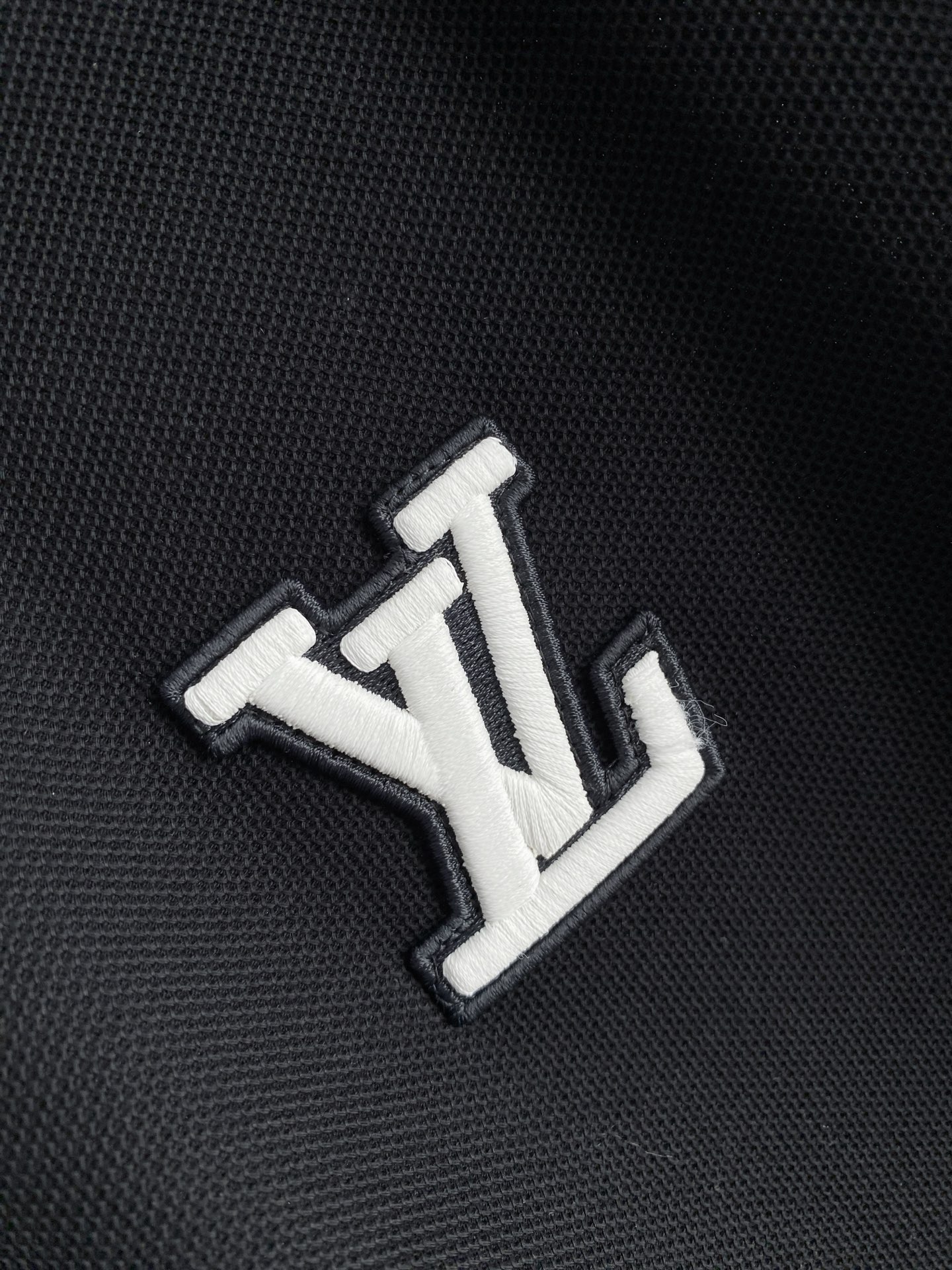 🌟 驴家# 26春夏 专属标识Polo衫短袖T恤 经典的翻领裁剪工艺从未停止.既不单调也不复杂,匠心之作