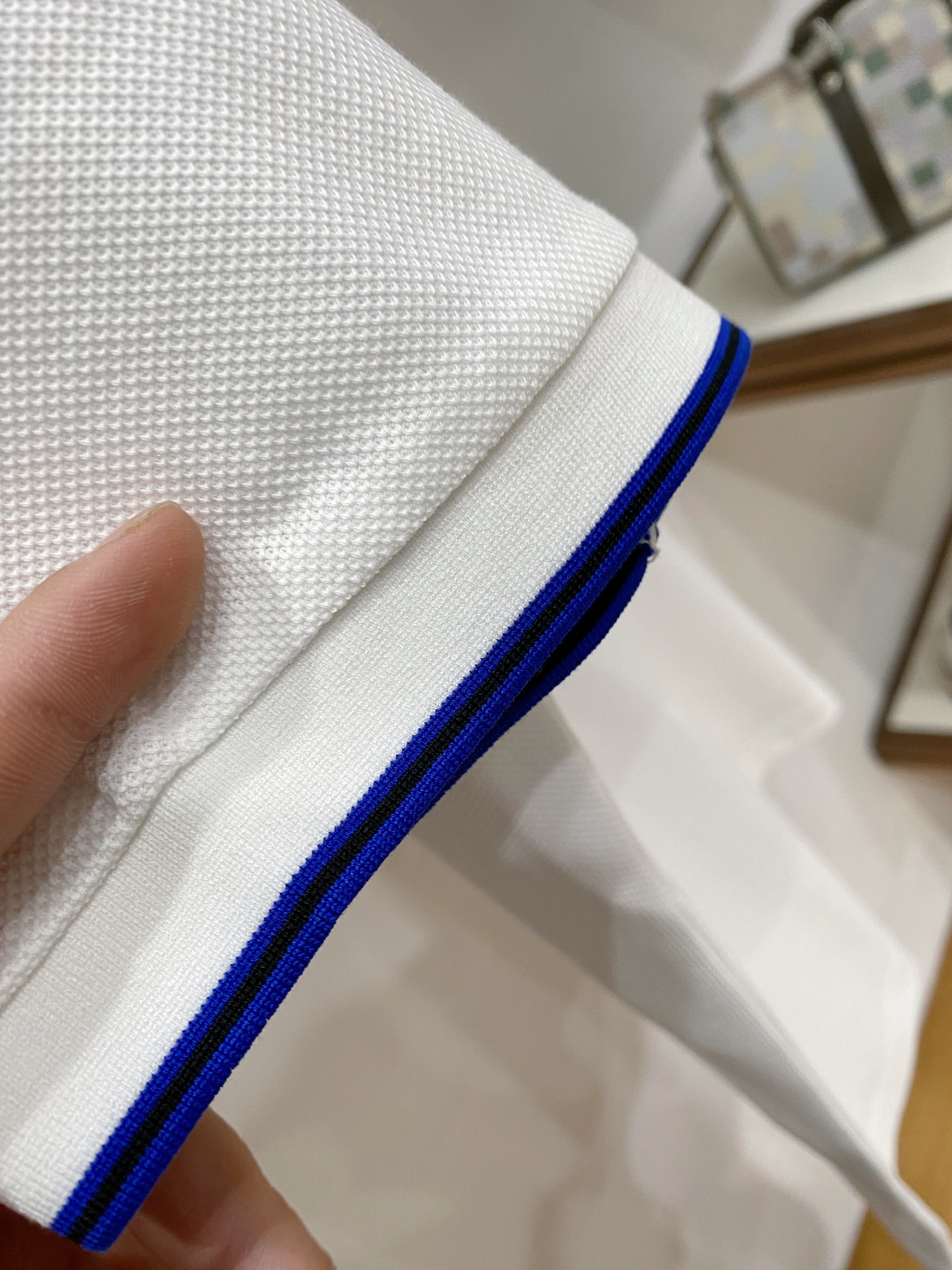 🌟 Bu# 26春夏 专属标识Polo衫短袖T恤 经典的翻领裁剪工艺从未停止.既不单调也不复杂,匠心之作