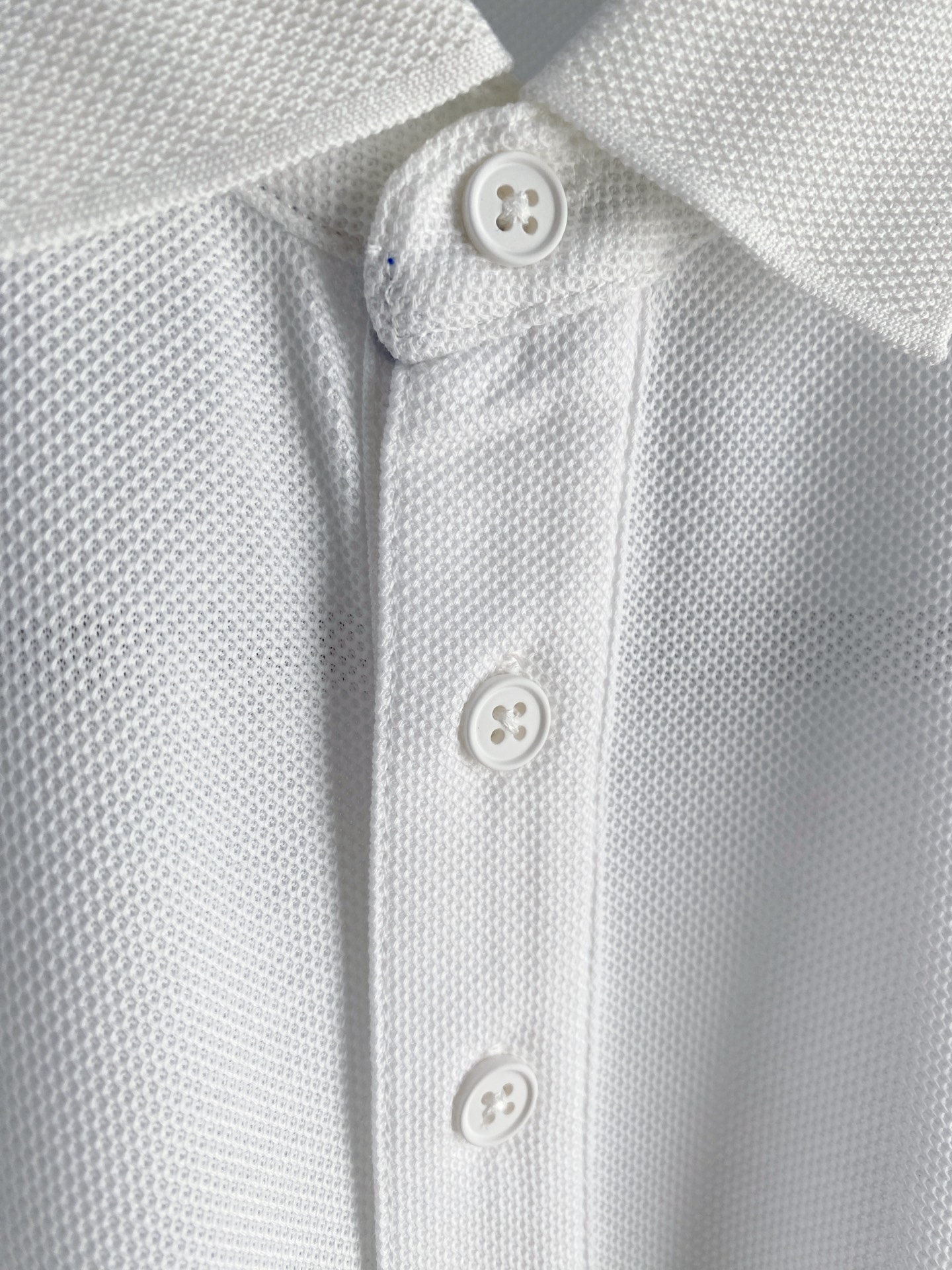 🌟 Bu# 26春夏 专属标识Polo衫短袖T恤 经典的翻领裁剪工艺从未停止.既不单调也不复杂,匠心之作