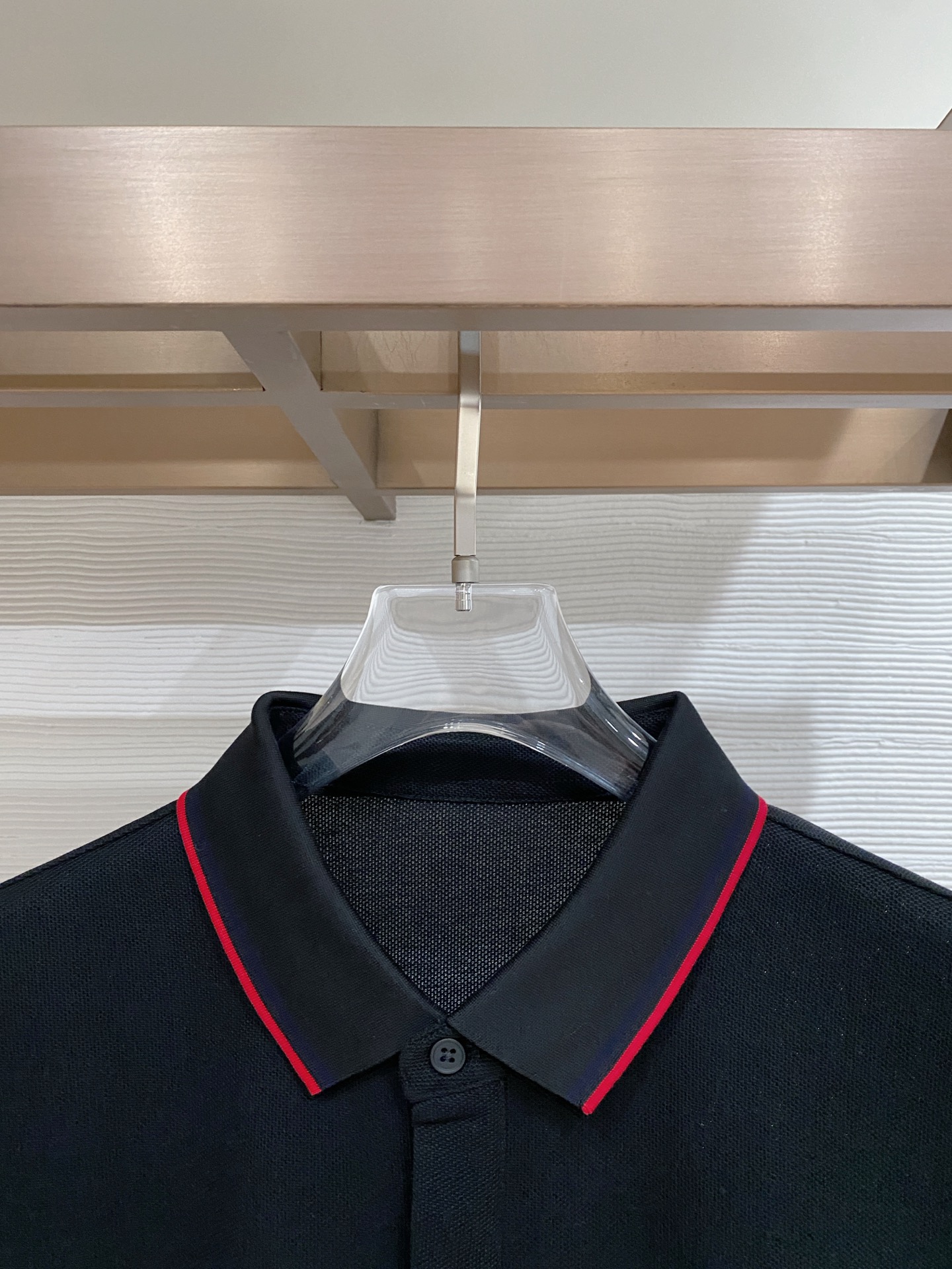 🌟 Mon# 26春夏 专属标识Polo衫短袖T恤 经典的翻领裁剪工艺从未停止.既不单调也不复杂,匠心之