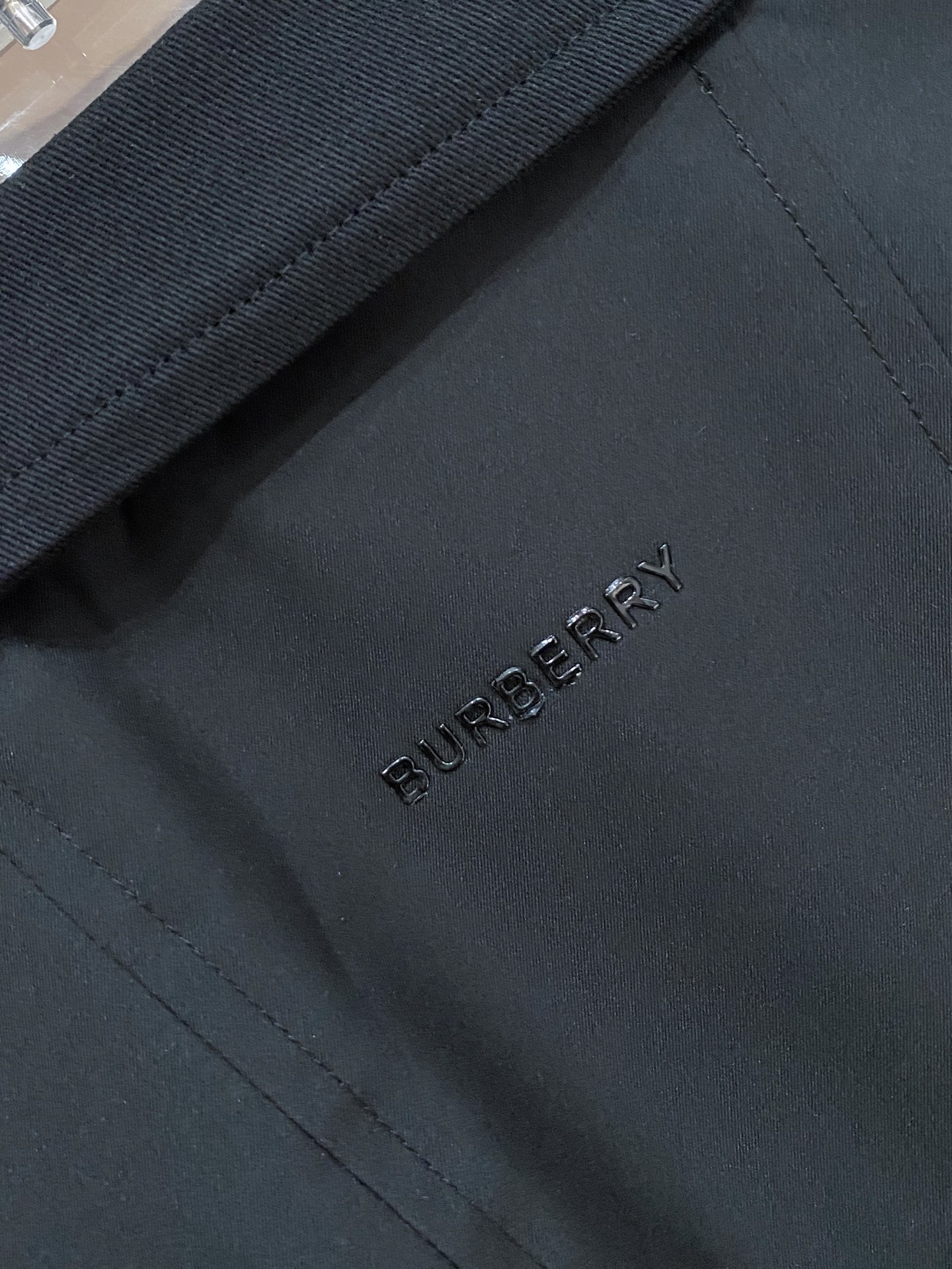 Burberry 巴宝莉 2026ss春季新款夹克外套全高端版本！高定专柜面料辅料，透气舒适度高，细节无