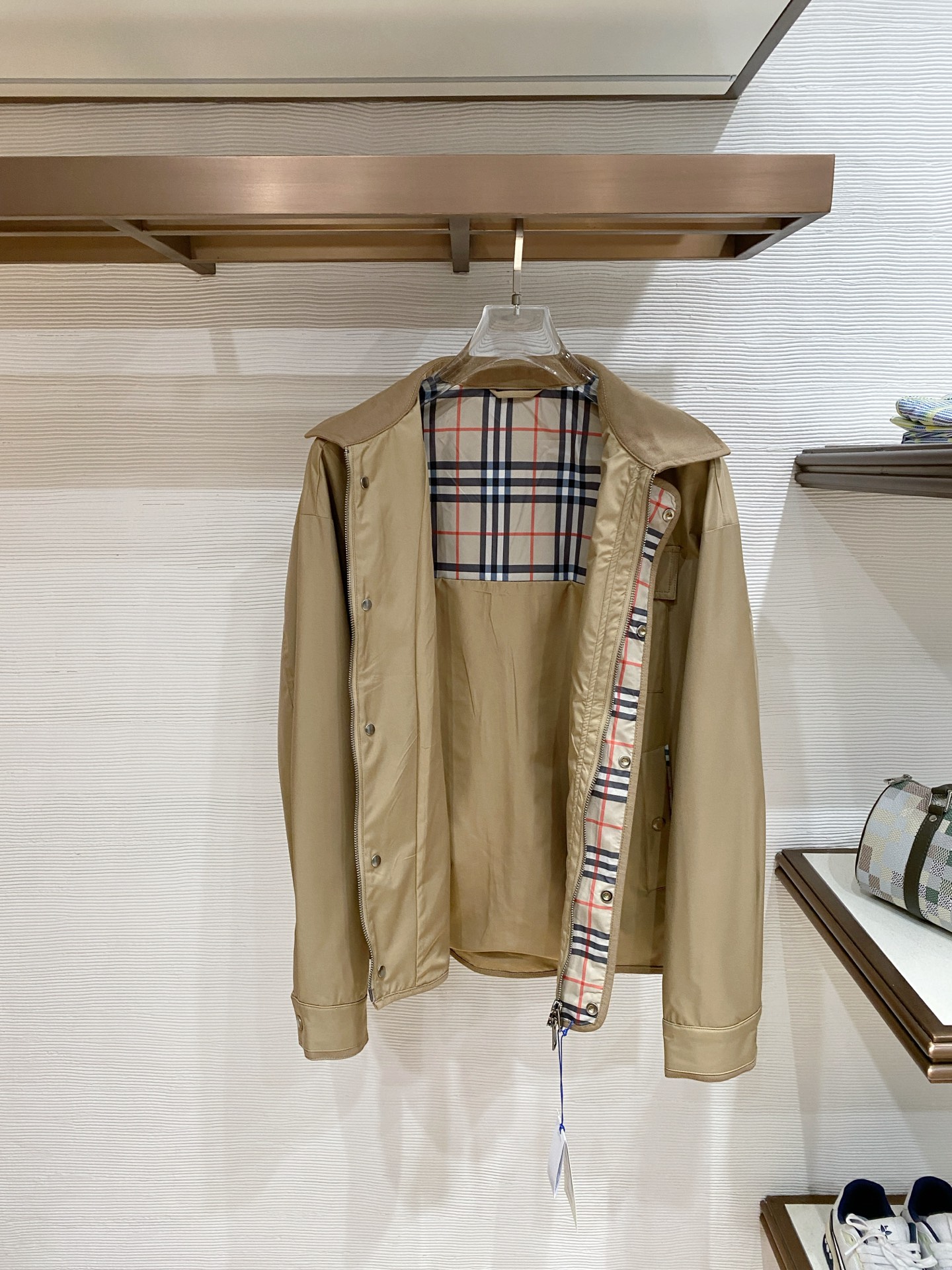 Burberry 巴宝莉 2026ss春季新款夹克外套全高端版本！高定专柜面料辅料，透气舒适度高，细节无