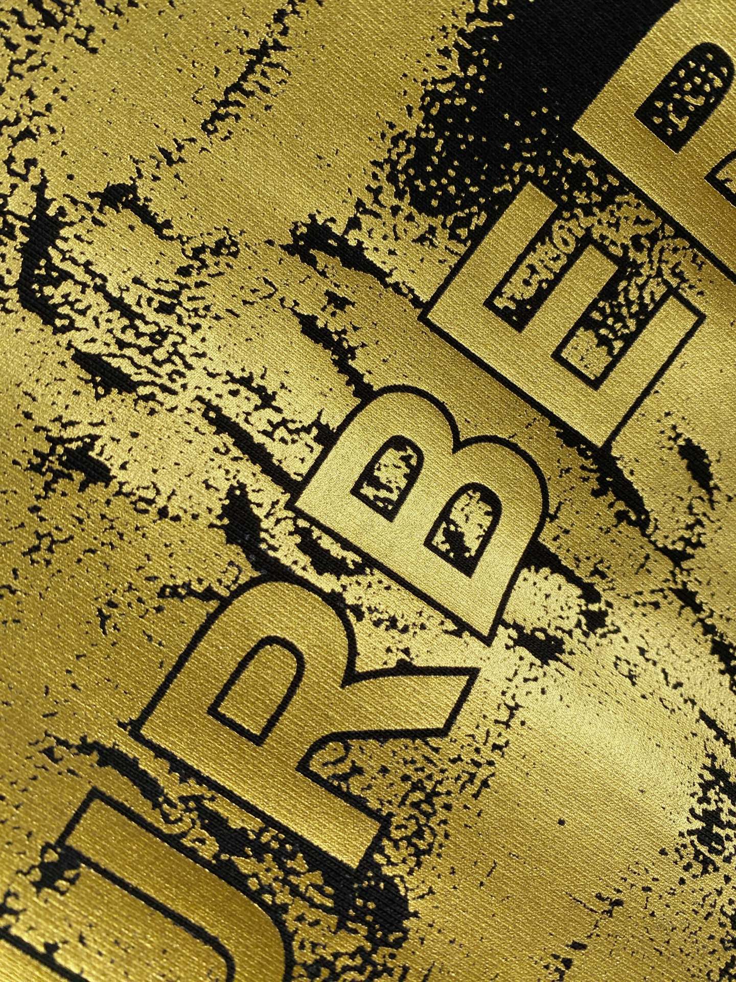 Burberry 巴宝莉 2026ss 春夏新款首发专柜最新款短袖圆领T恤 高端订制 设计前卫时尚！品牌