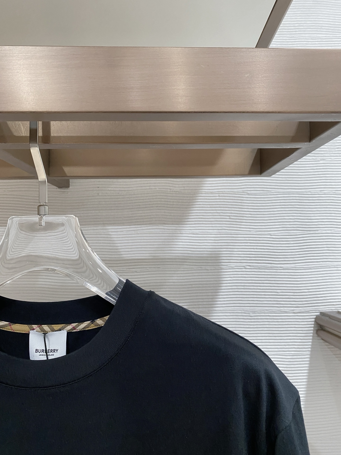 Burberry 巴宝莉 2026ss 春夏新款首发专柜最新款短袖圆领T恤 高端订制 设计前卫时尚！品牌