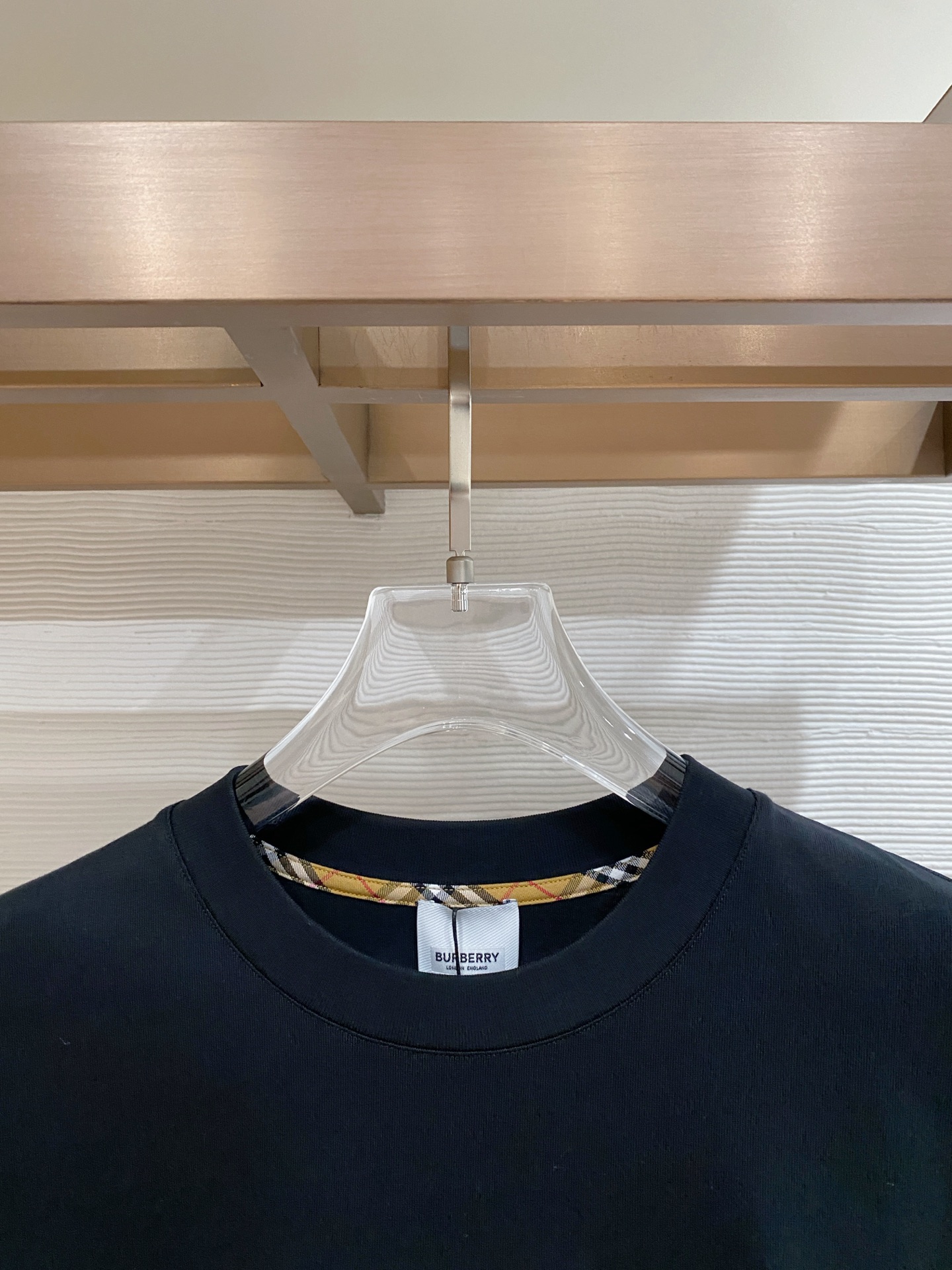 Burberry 巴宝莉 2026ss 春夏新款首发专柜最新款短袖圆领T恤 高端订制 设计前卫时尚！品牌