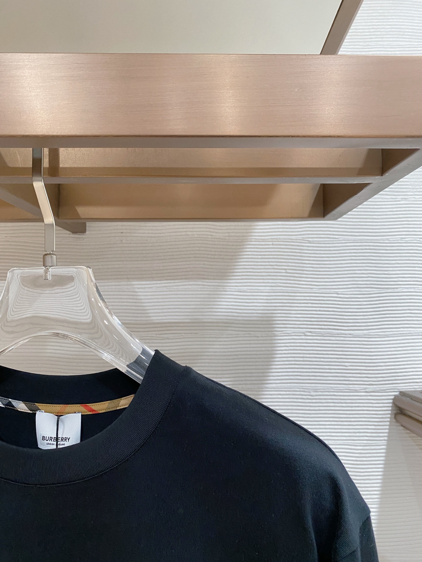 Burberry 巴宝莉 2026ss 春夏新款首发专柜最新款短袖圆领T恤 高端订制 设计前卫时尚！品牌