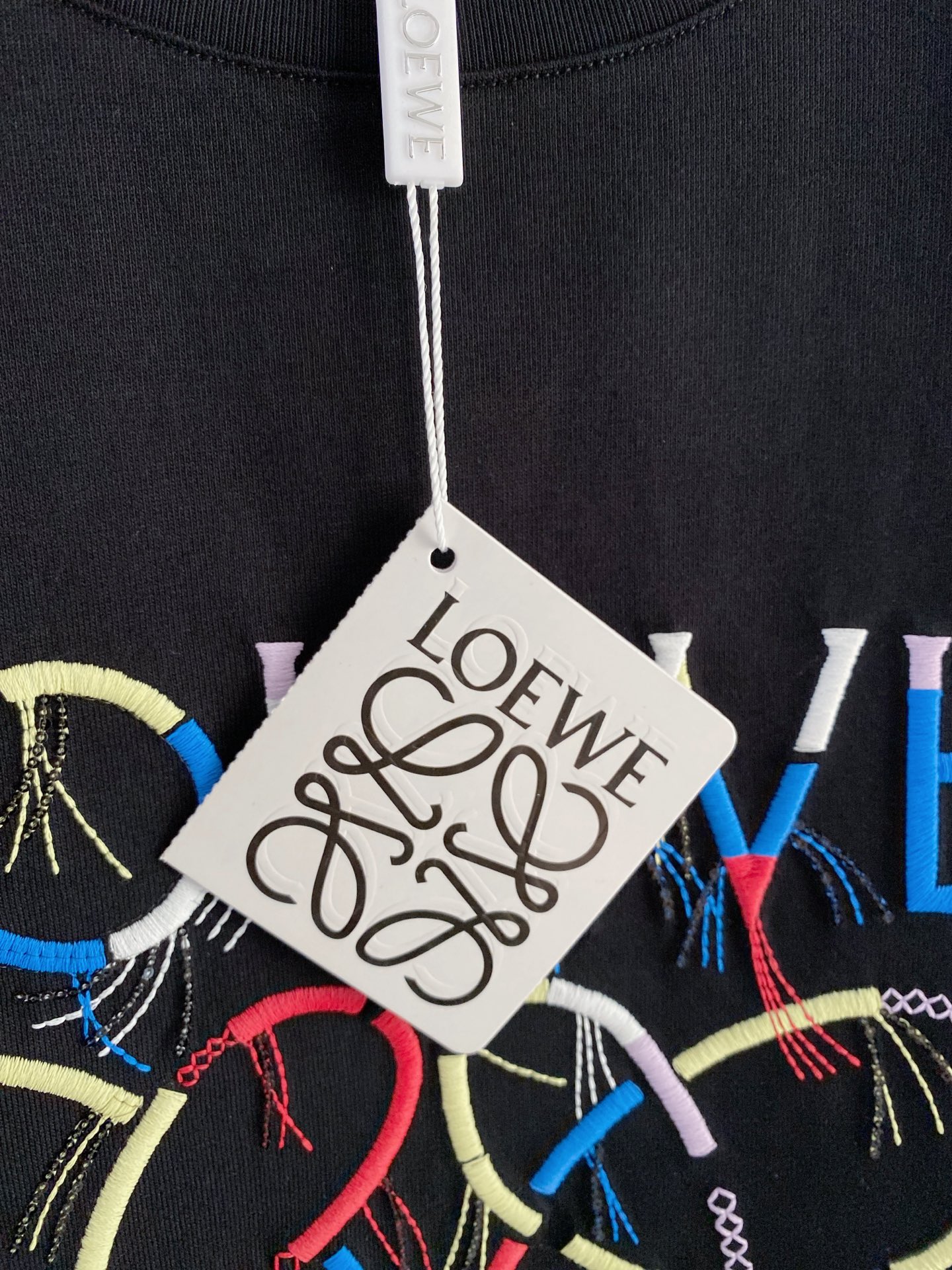 Loewe 罗意威 2026ss 春夏新款首发专柜最新款短袖圆领T恤 高端订制 设计前卫时尚！品牌log