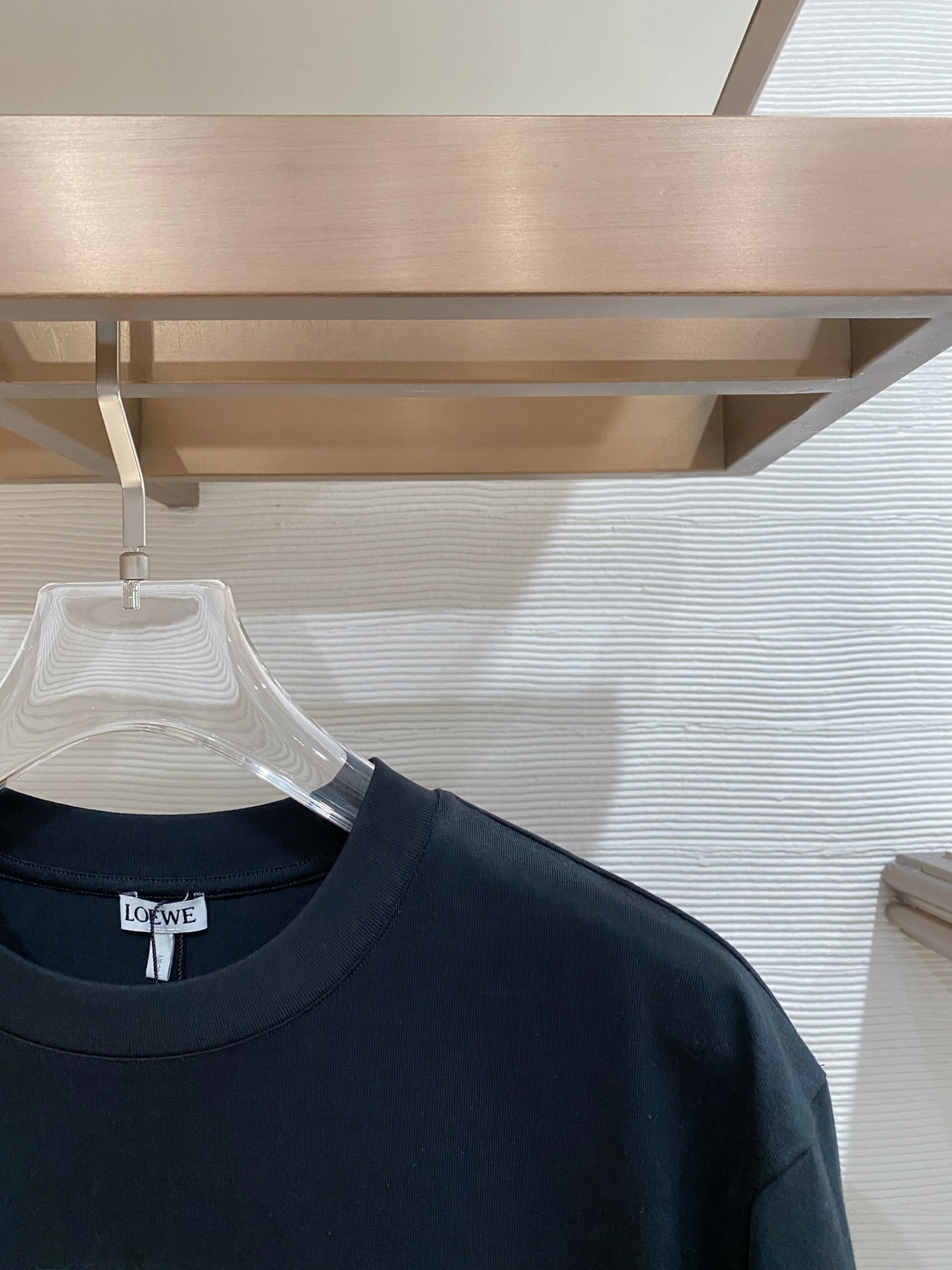 Loewe 罗意威 2026ss 春夏新款首发专柜最新款短袖圆领T恤 高端订制 设计前卫时尚！品牌log