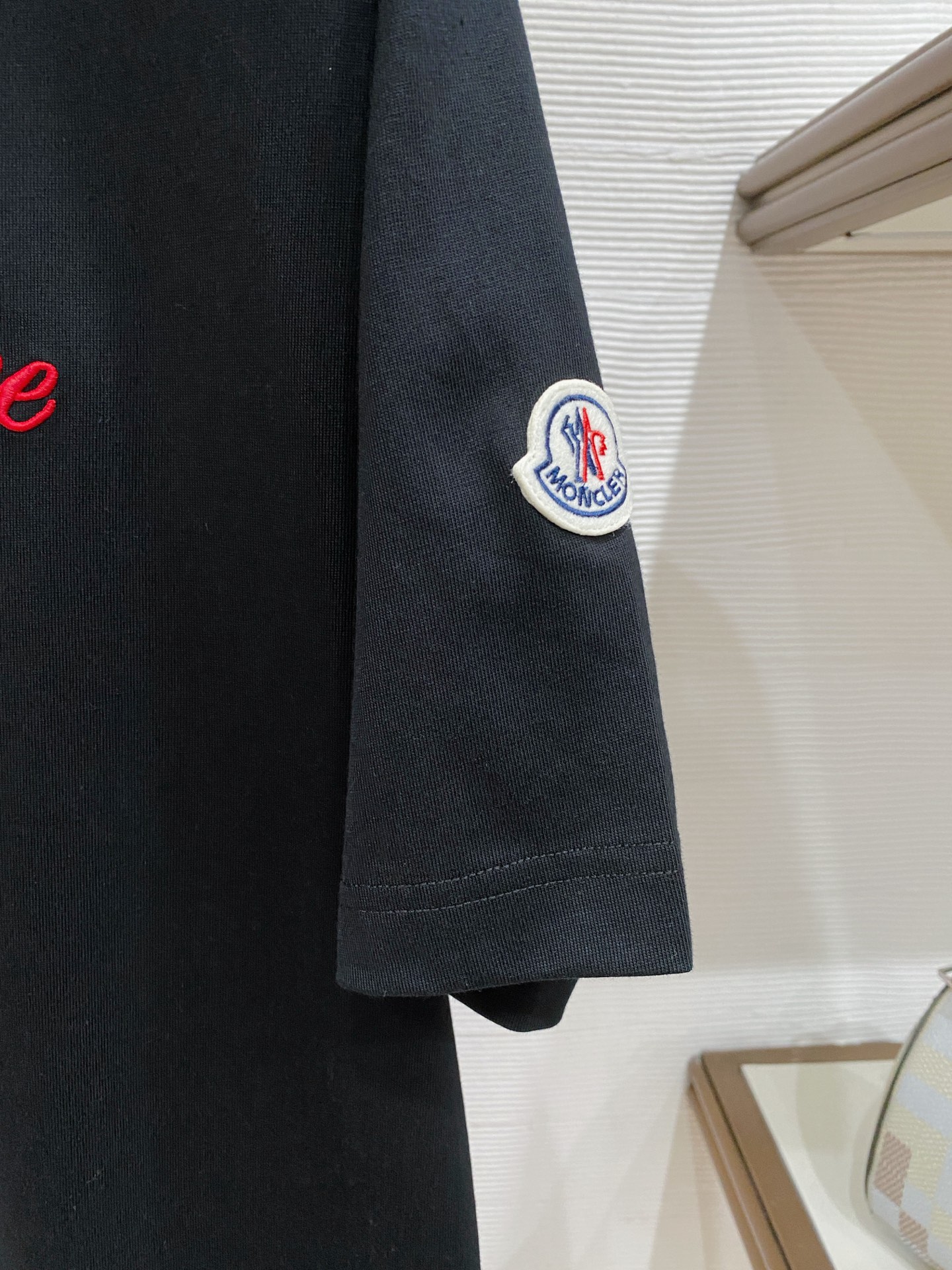 Moncler 蒙口 2026ss 春夏新款首发专柜最新款短袖圆领T恤 高端订制 设计前卫时尚！品牌lo