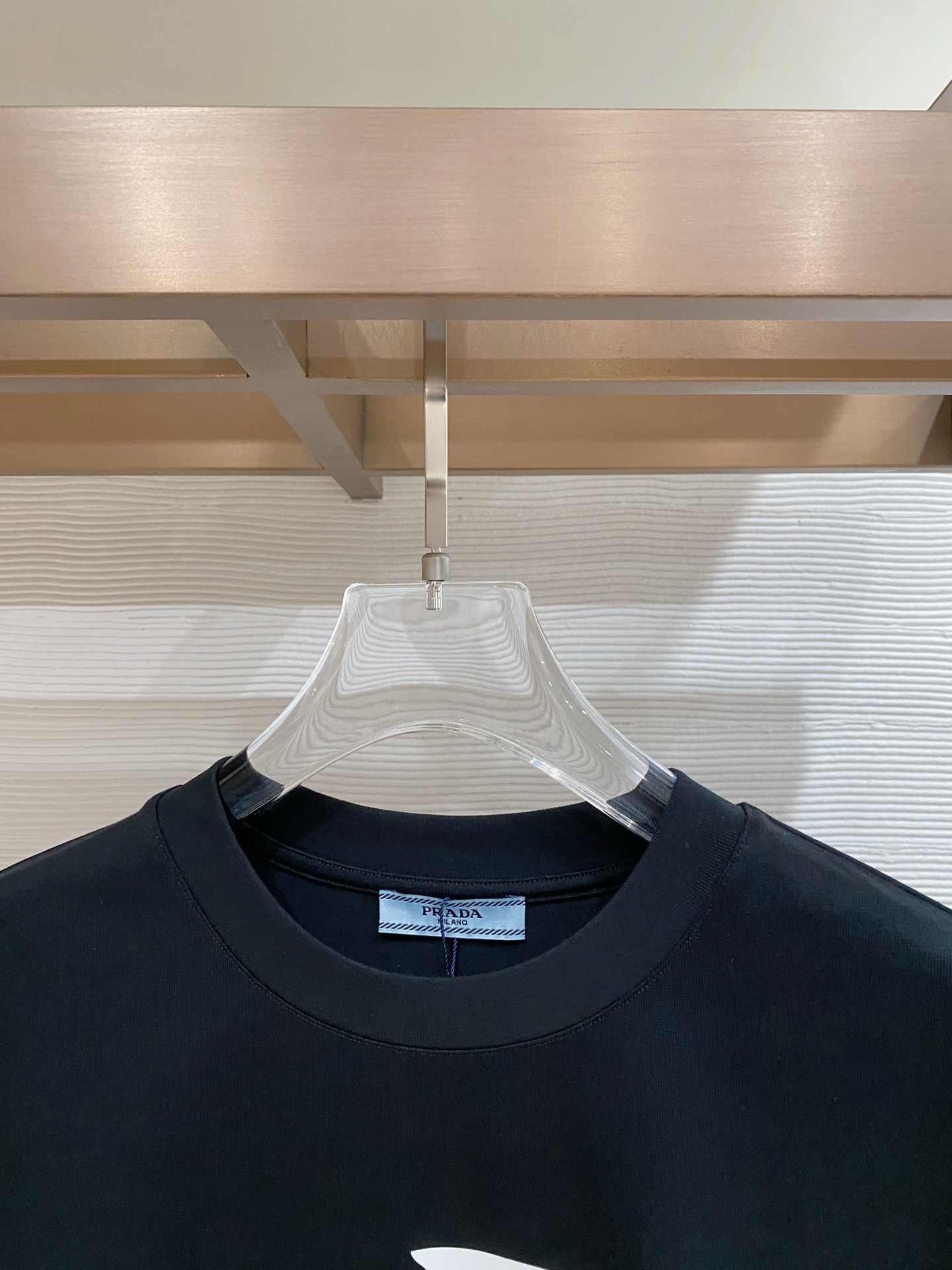 Prada 普拉达 2026ss 春夏新款首发专柜最新款短袖圆领T恤 高端订制 设计前卫时尚！品牌log