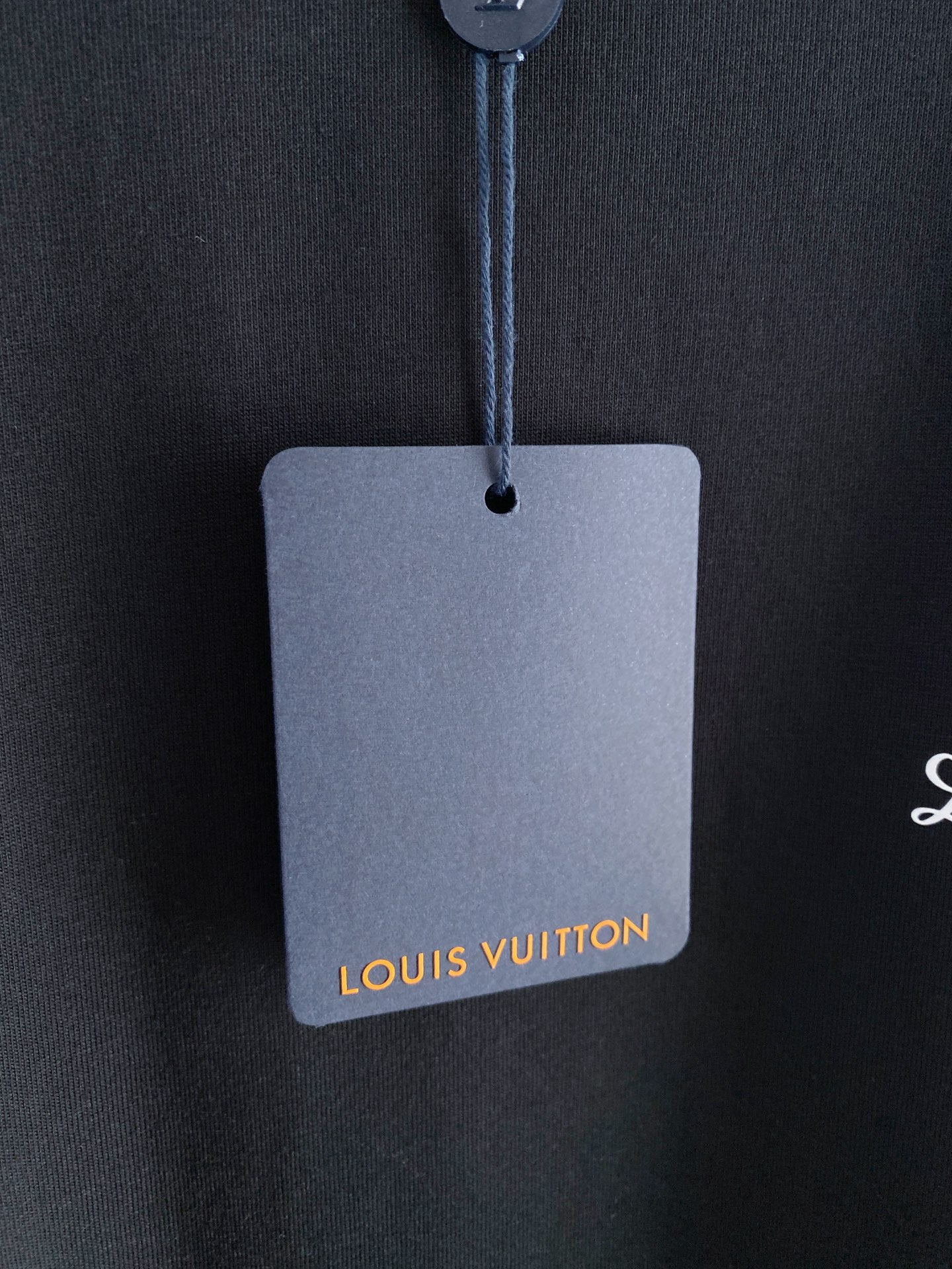 LV 2026ss 春夏新款首发专柜最新款短袖圆领T恤 高端订制 设计前卫时尚！品牌logo重工艺设计 