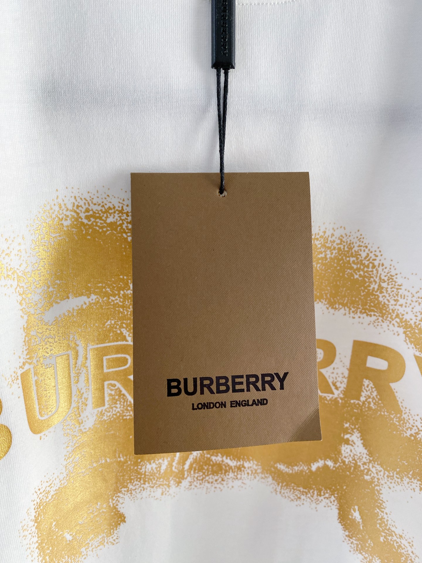 Burberry 巴宝莉 2026ss 春夏新款首发专柜最新款短袖圆领T恤 高端订制 设计前卫时尚！品牌