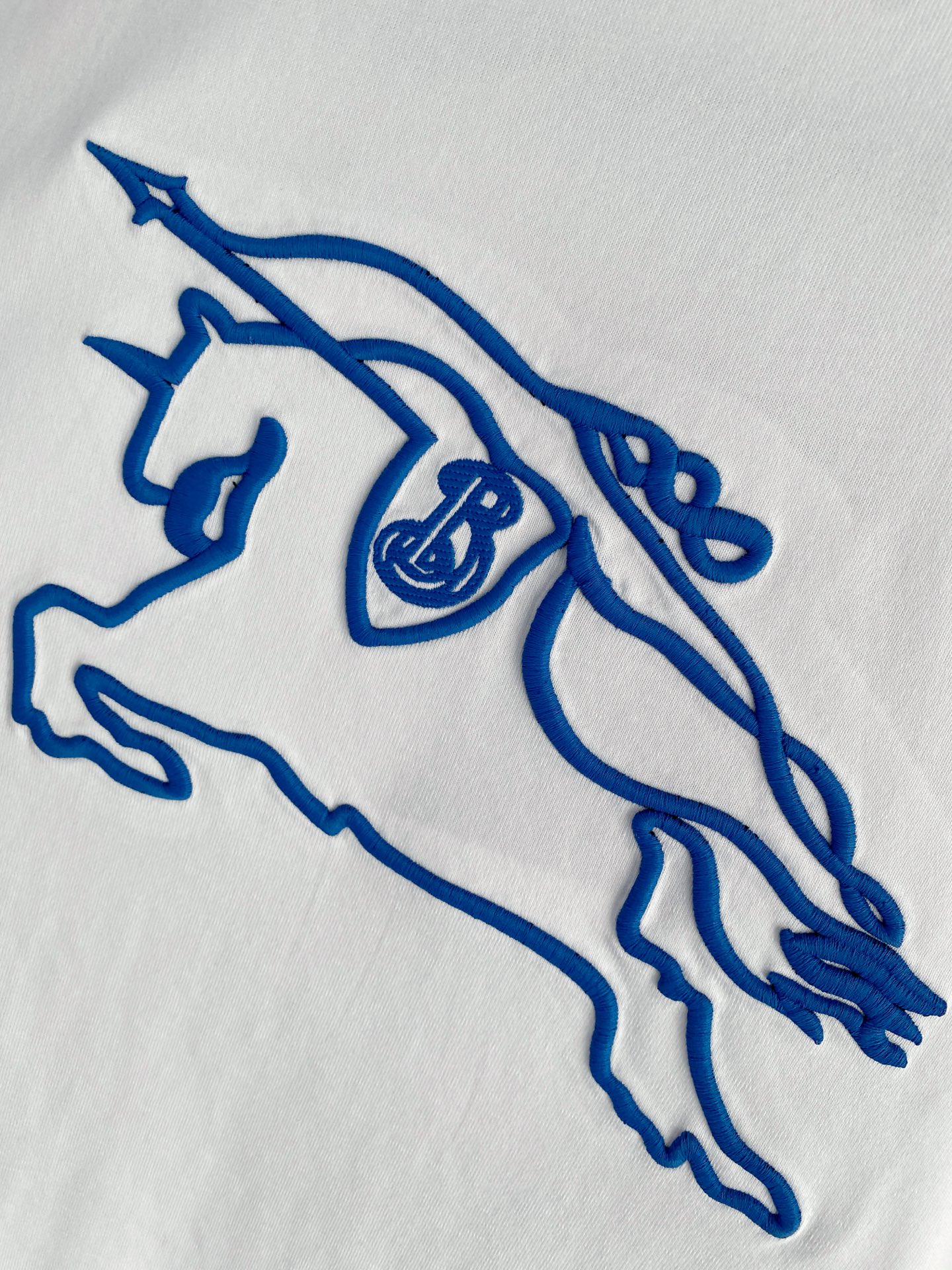 Burberry 巴宝莉 2026ss 春夏新款首发专柜最新款短袖圆领T恤 高端订制 设计前卫时尚！品牌