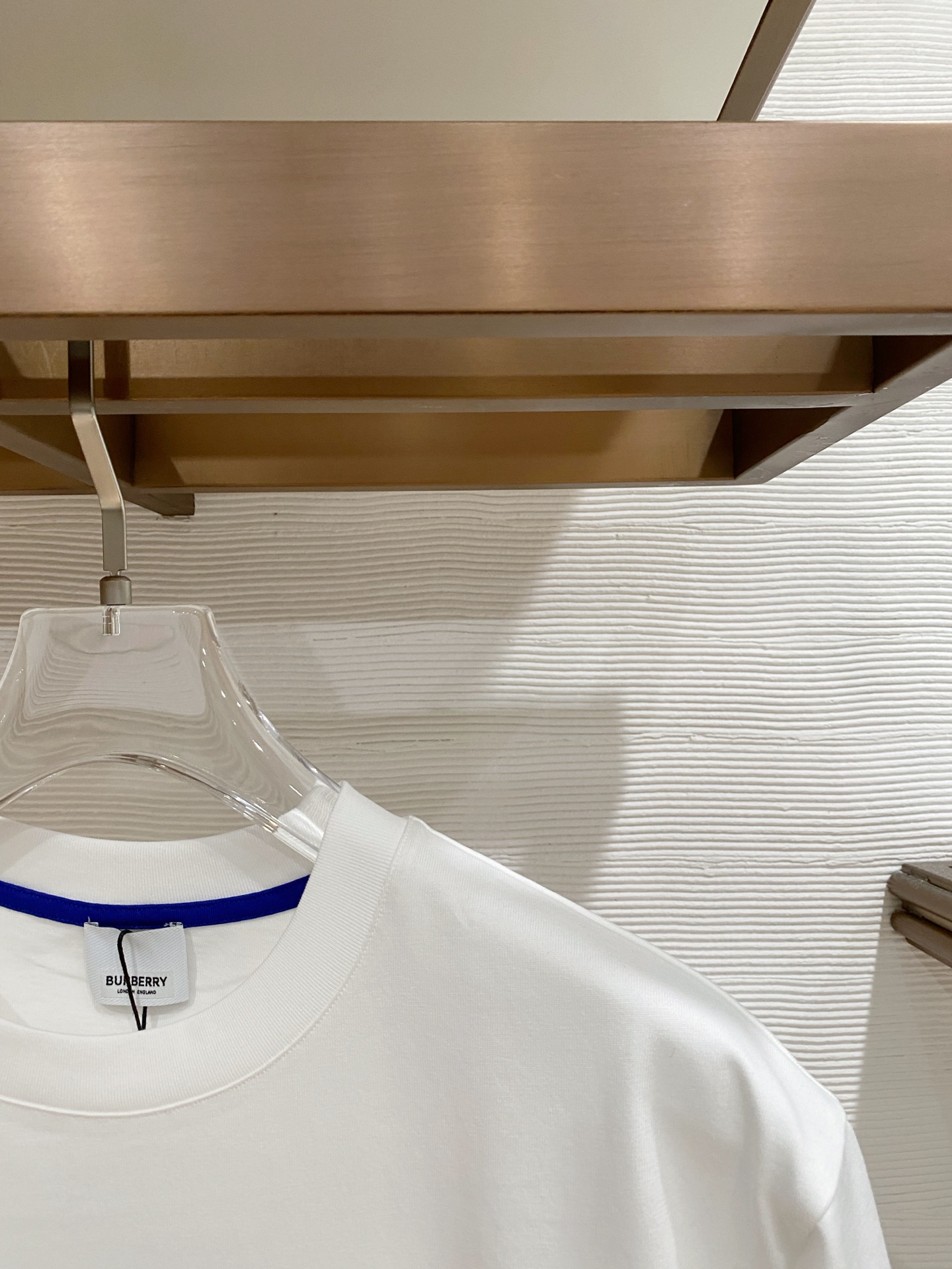 Burberry 巴宝莉 2026ss 春夏新款首发专柜最新款短袖圆领T恤 高端订制 设计前卫时尚！品牌