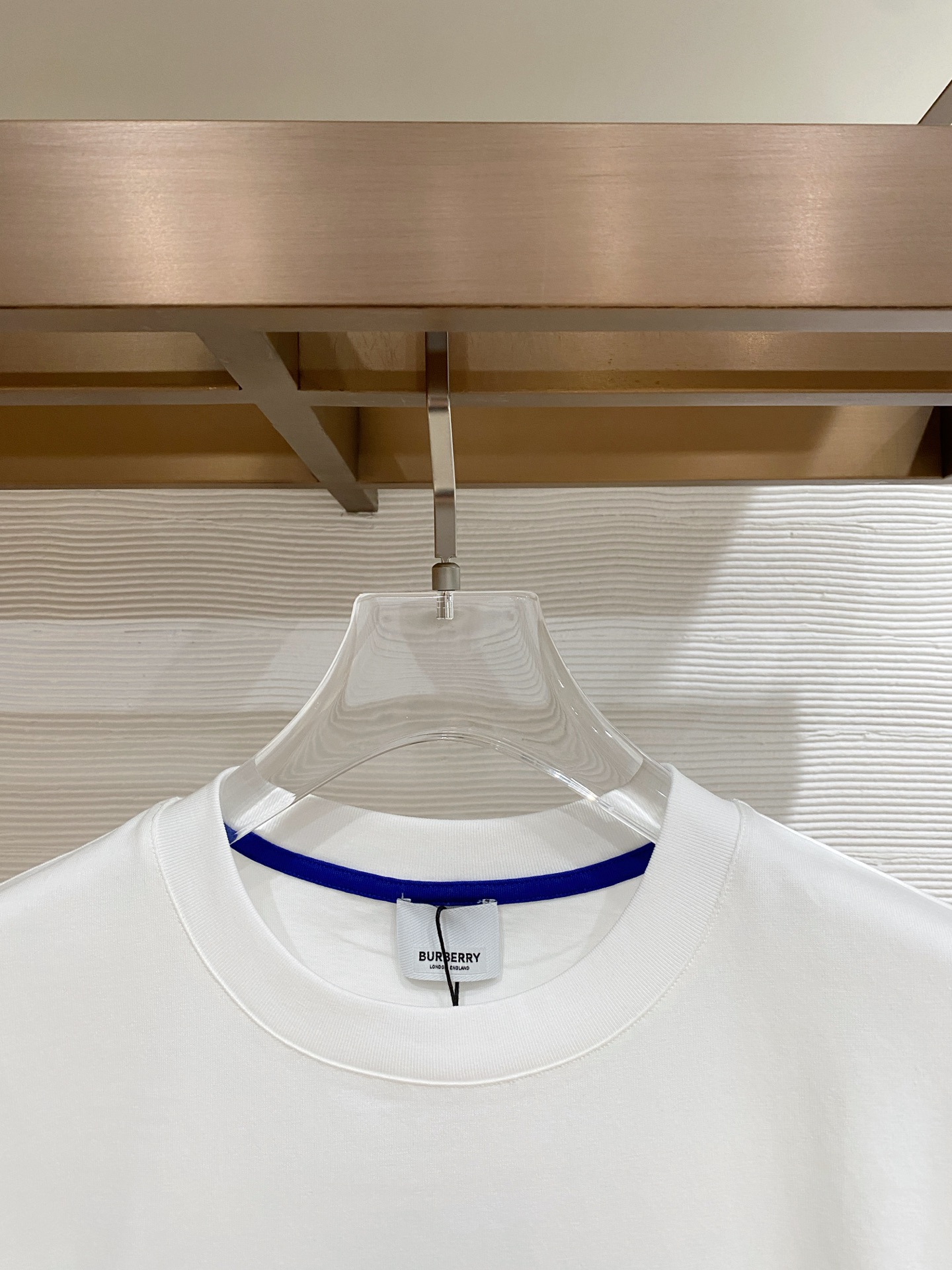 Burberry 巴宝莉 2026ss 春夏新款首发专柜最新款短袖圆领T恤 高端订制 设计前卫时尚！品牌