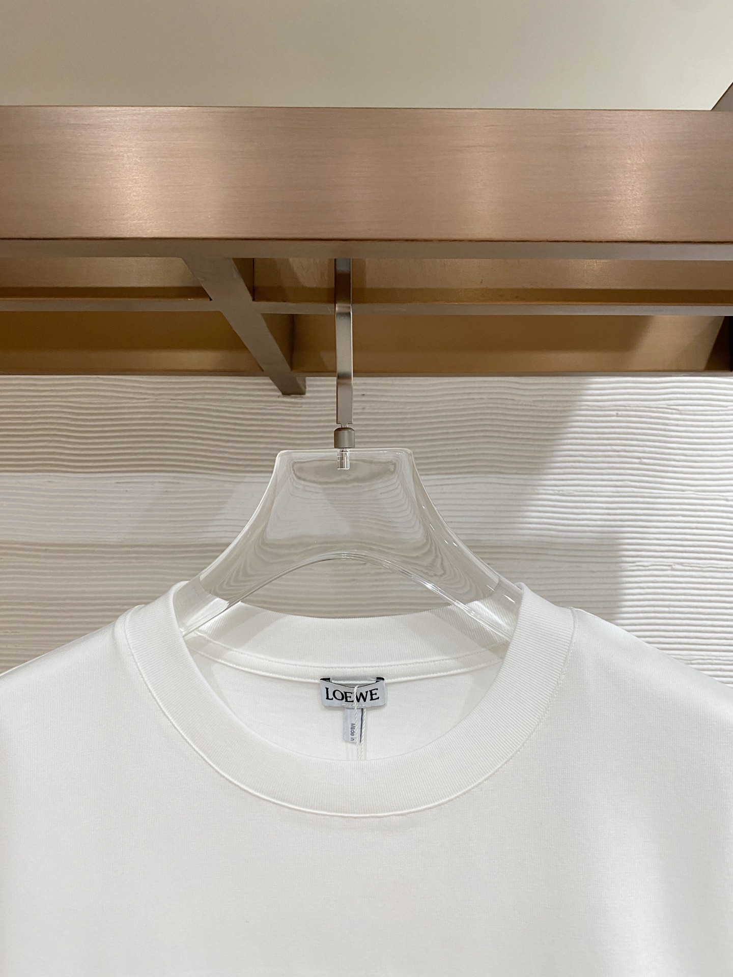 Loewe 罗意威 2026ss 春夏新款首发专柜最新款短袖圆领T恤 高端订制 设计前卫时尚！品牌log