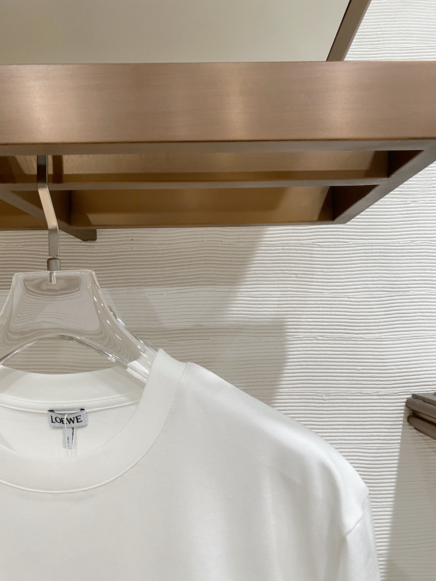 Loewe 罗意威 2026ss 春夏新款首发专柜最新款短袖圆领T恤 高端订制 设计前卫时尚！品牌log