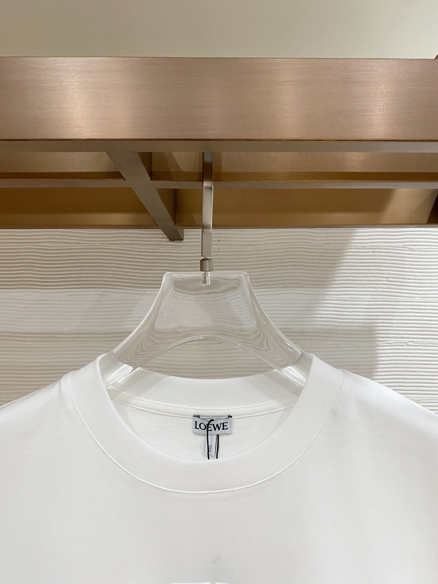 Loewe 罗意威 2026ss 春夏新款首发专柜最新款短袖圆领T恤 高端订制 设计前卫时尚！品牌log