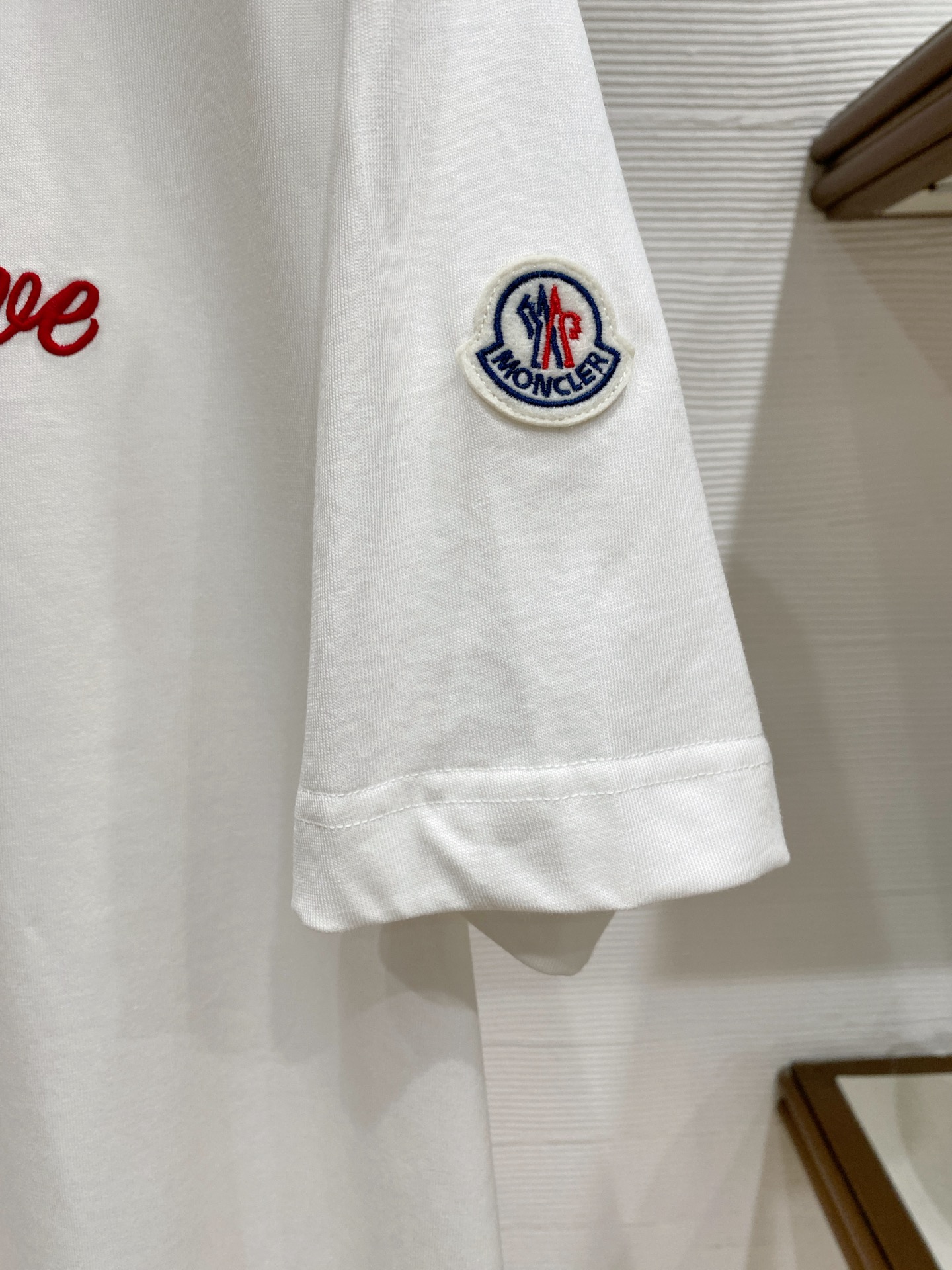 Moncler 蒙口 2026ss 春夏新款首发专柜最新款短袖圆领T恤 高端订制 设计前卫时尚！品牌lo