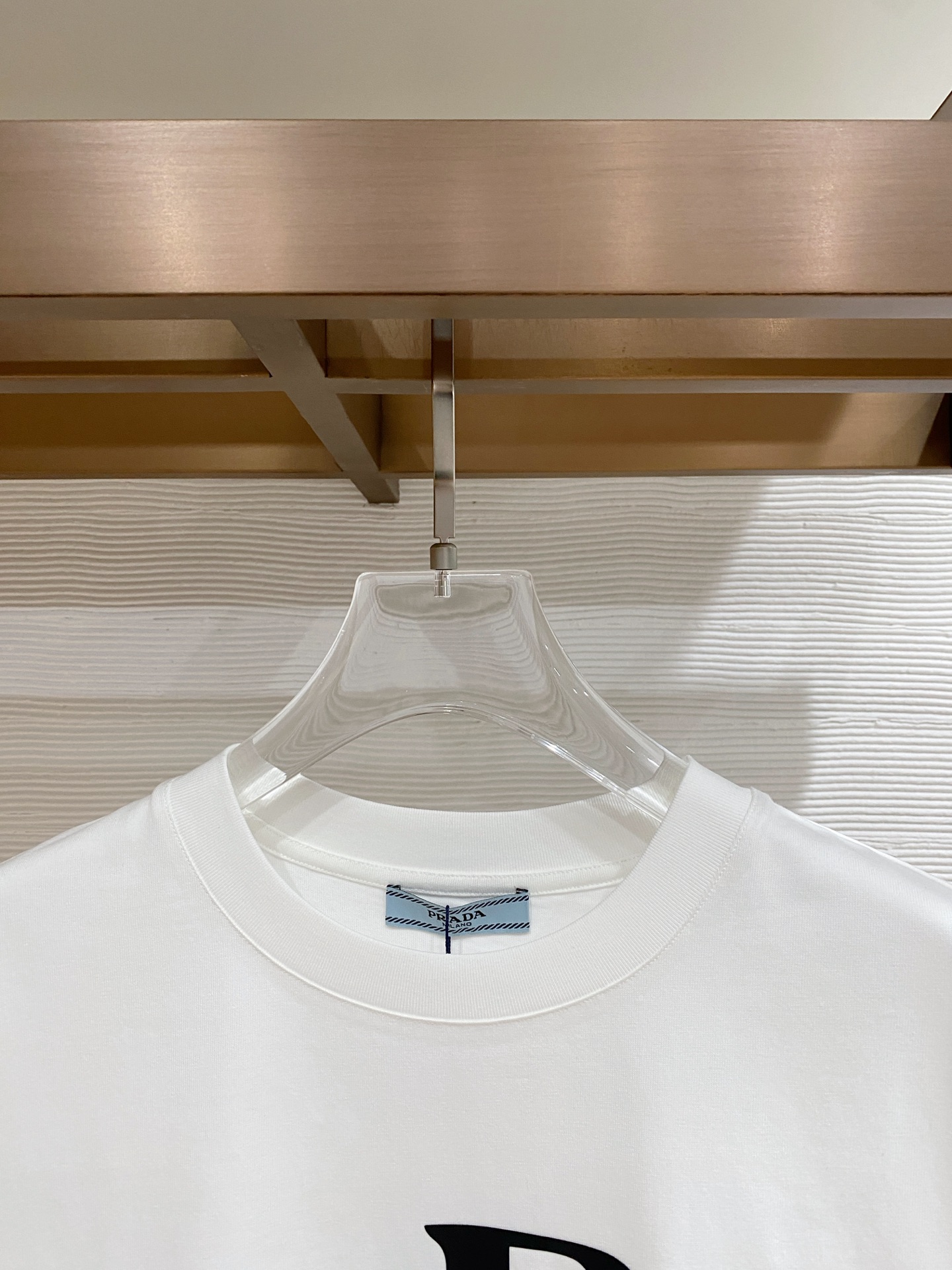 Prada 普拉达 2026ss 春夏新款首发专柜最新款短袖圆领T恤 高端订制 设计前卫时尚！品牌log