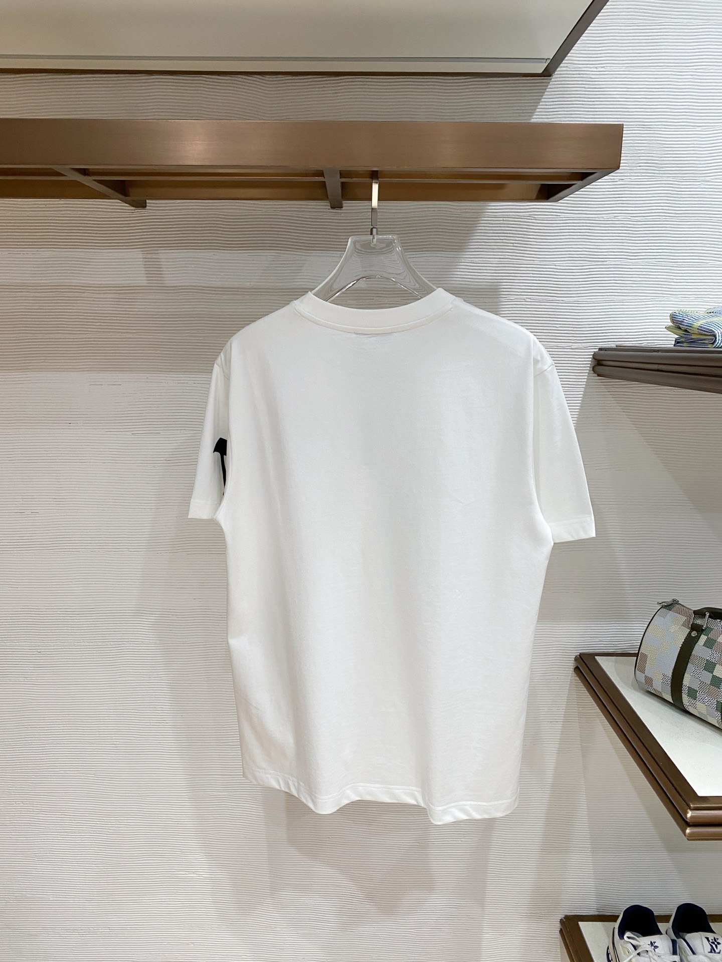 Prada 普拉达 2026ss 春夏新款首发专柜最新款短袖圆领T恤 高端订制 设计前卫时尚！品牌log