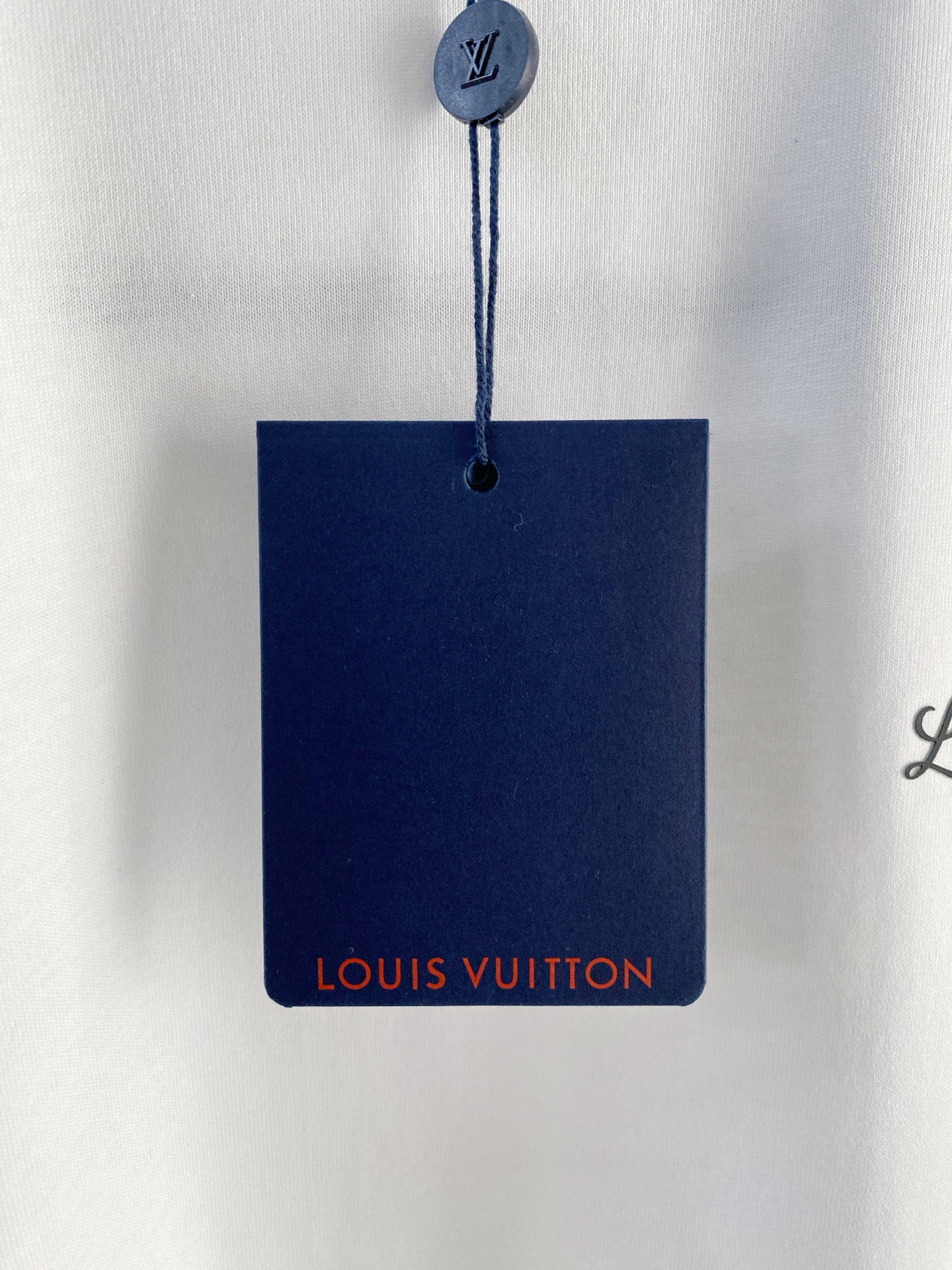 LV 2026ss 春夏新款首发专柜最新款短袖圆领T恤 高端订制 设计前卫时尚！品牌logo重工艺设计 