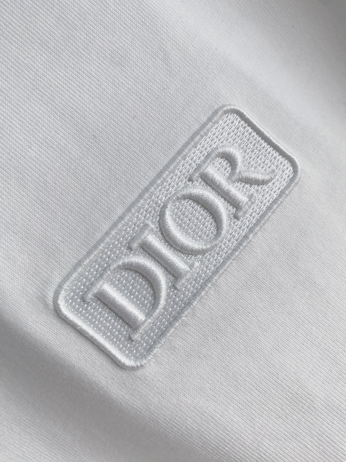 Dior 迪奥 2026ss 春夏新款首发专柜最新款短袖圆领T恤 高端订制 设计前卫时尚！品牌logo重