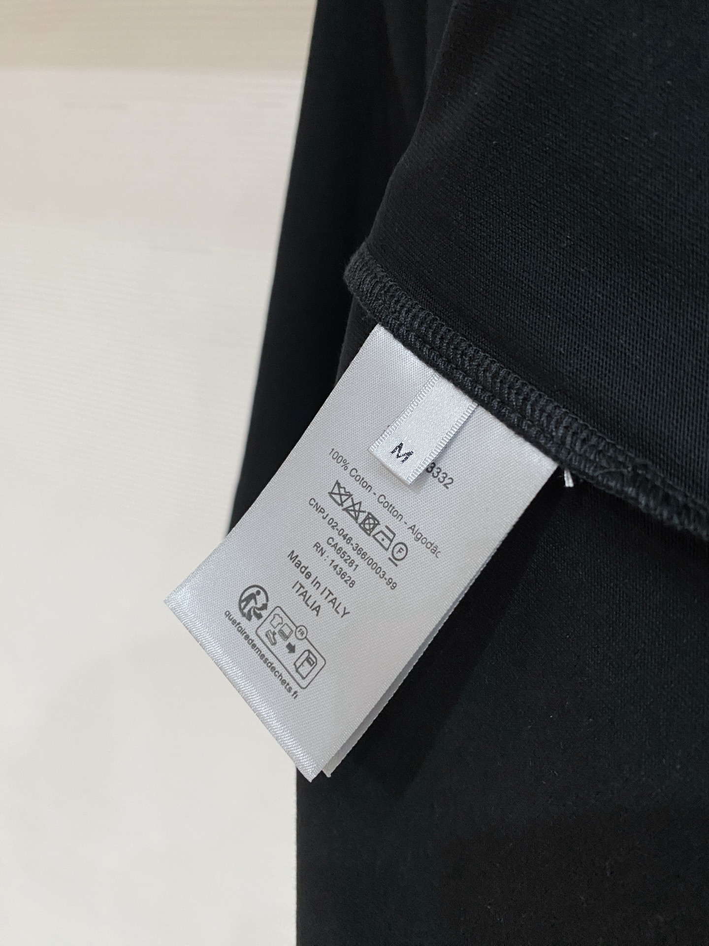 Dior 迪奥 2026ss 春夏新款首发专柜最新款短袖圆领T恤 高端订制 设计前卫时尚！品牌logo重