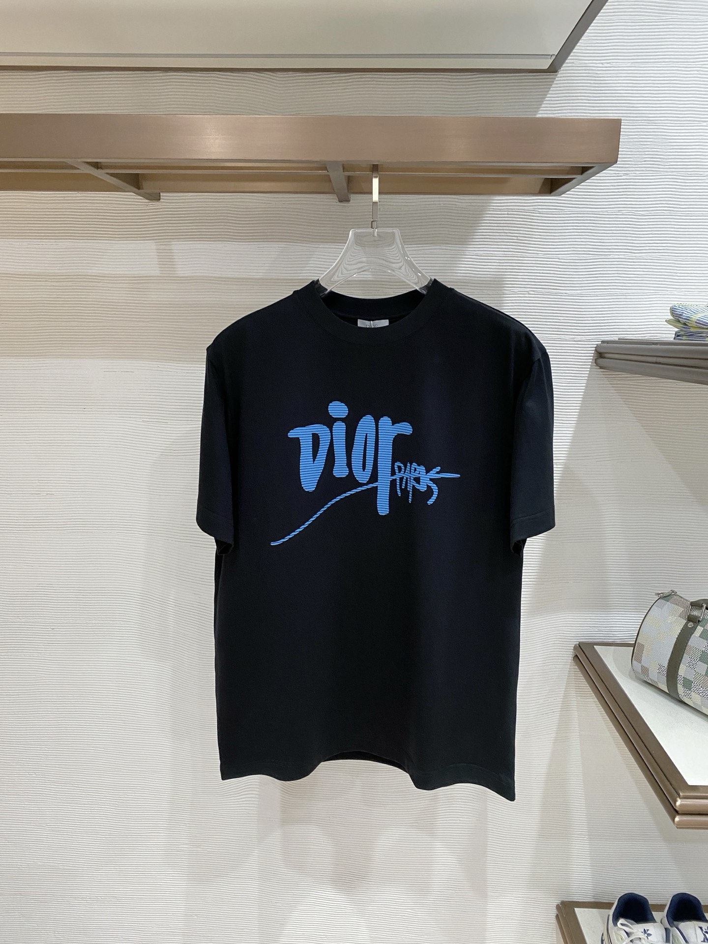 Dior 迪奥 2026ss 春夏新款首发专柜最新款短袖圆领T恤 高端订制 设计前卫时尚！品牌logo重