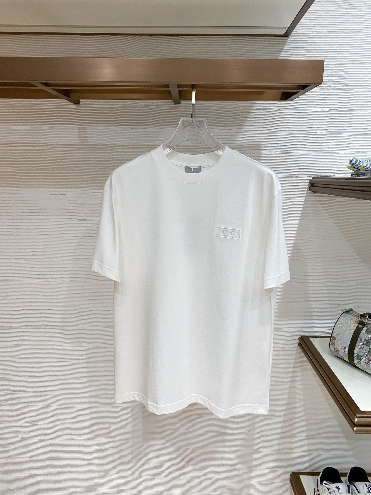 Dior 迪奥 2026ss 春夏新款首发专柜最新款短袖圆领T恤 高端订制 设计前卫时尚！品牌logo重