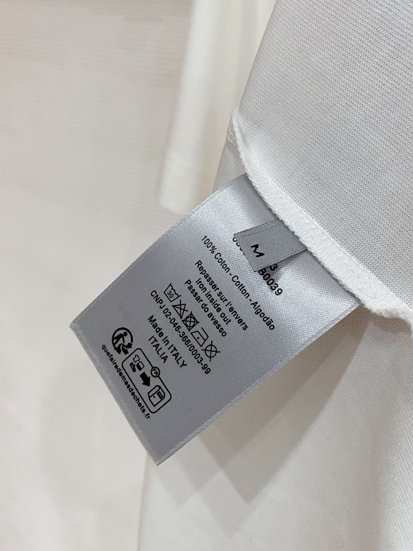 Dior 迪奥 2026ss 春夏新款首发专柜最新款短袖圆领T恤 高端订制 设计前卫时尚！品牌logo重