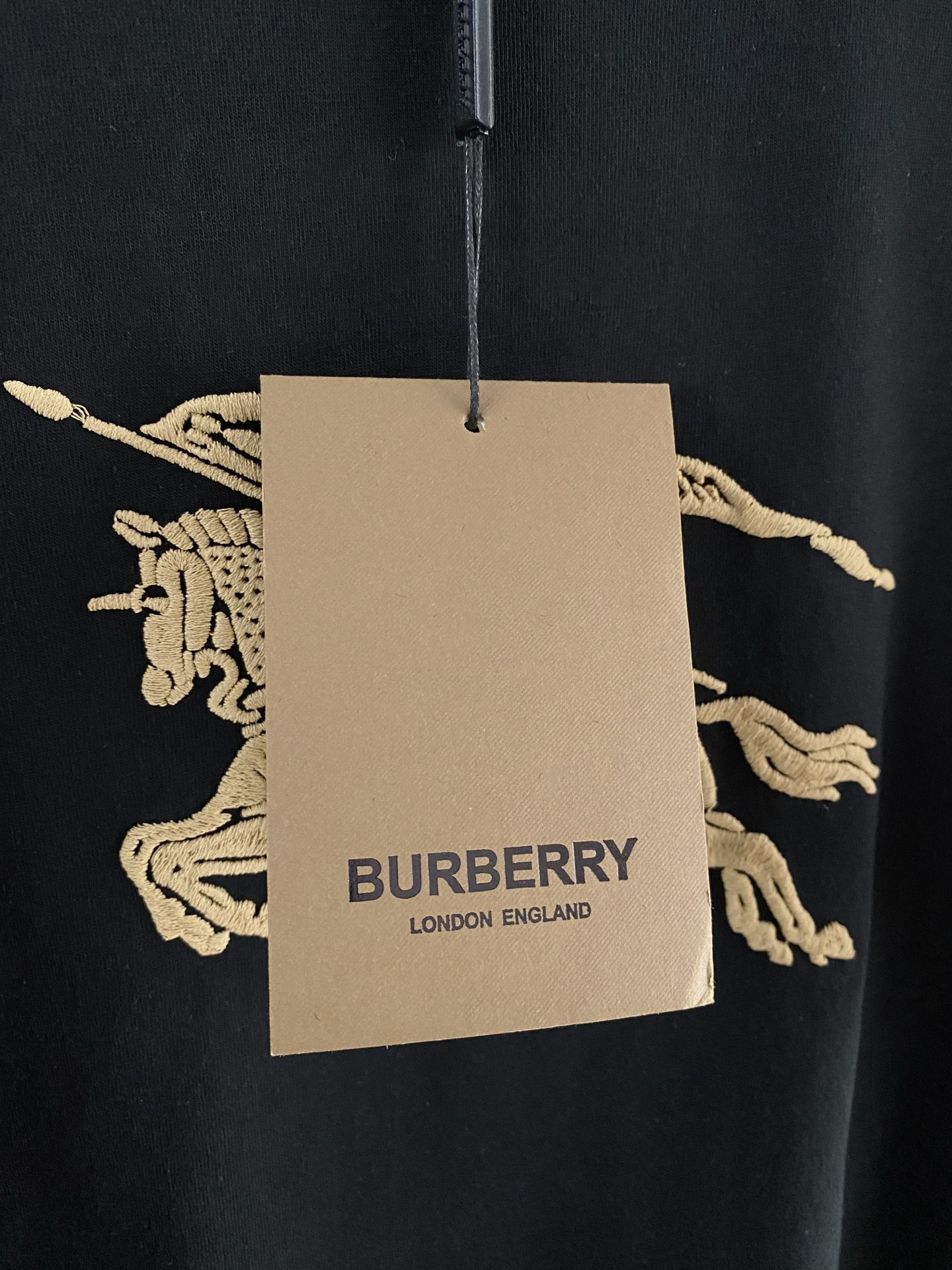 Burberry 巴宝莉 2026ss 春夏新款首发专柜最新款短袖圆领T恤 高端订制 设计前卫时尚！品牌