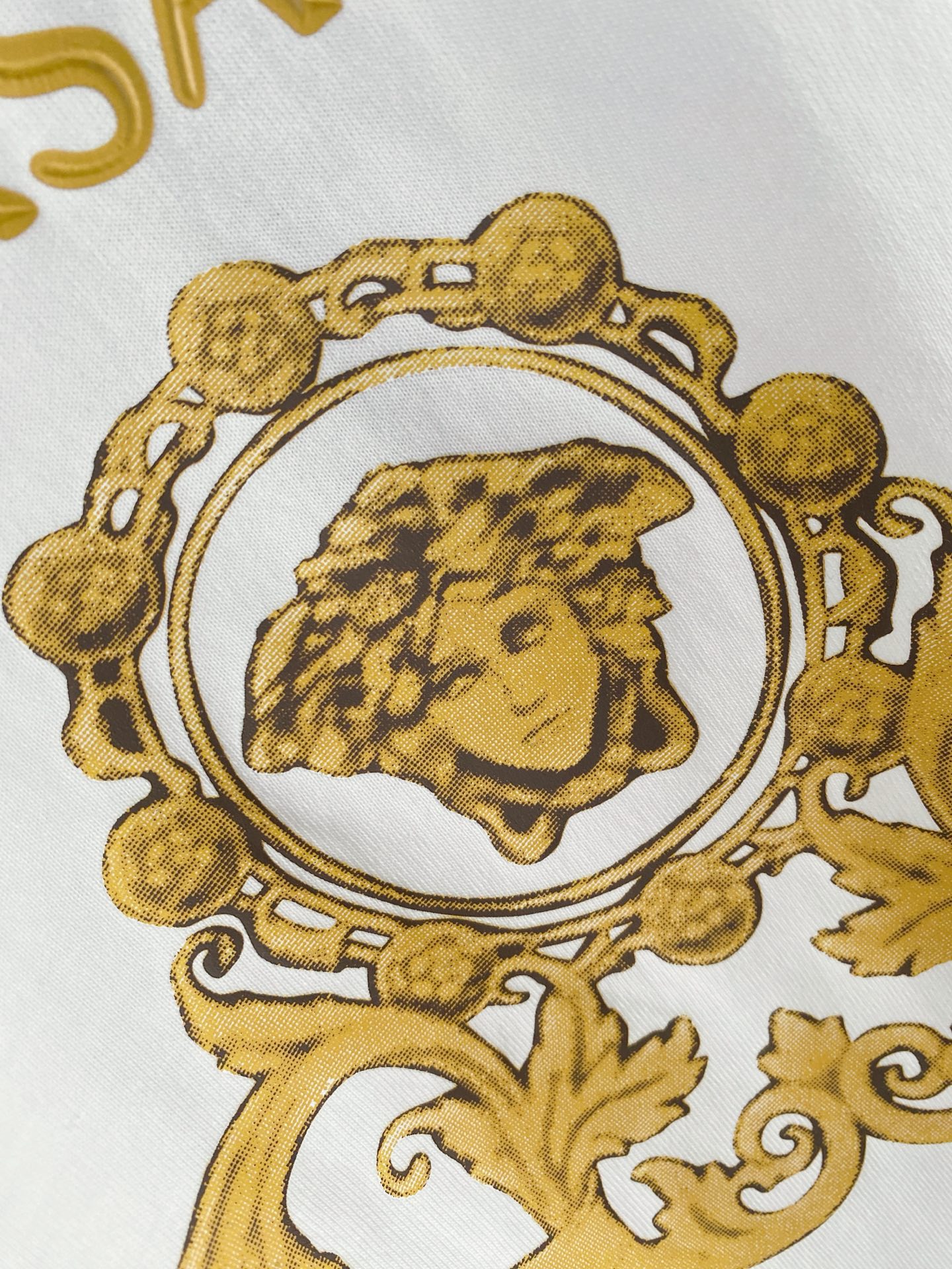 Versace 范思哲 2026ss 春夏新款首发专柜最新款短袖圆领T恤 高端订制 设计前卫时尚！品牌l