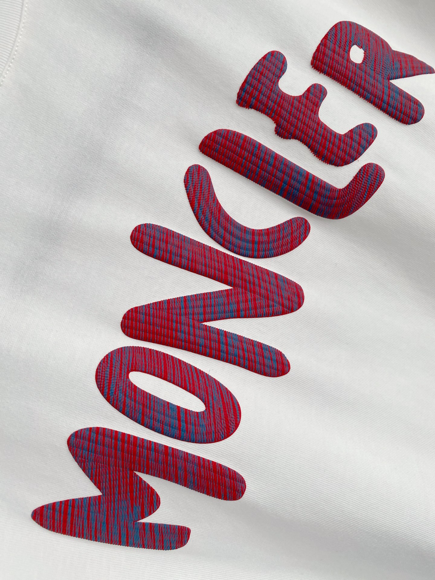 Moncler 蒙口 2026ss 春夏新款首发专柜最新款短袖圆领T恤 高端订制 设计前卫时尚！品牌lo