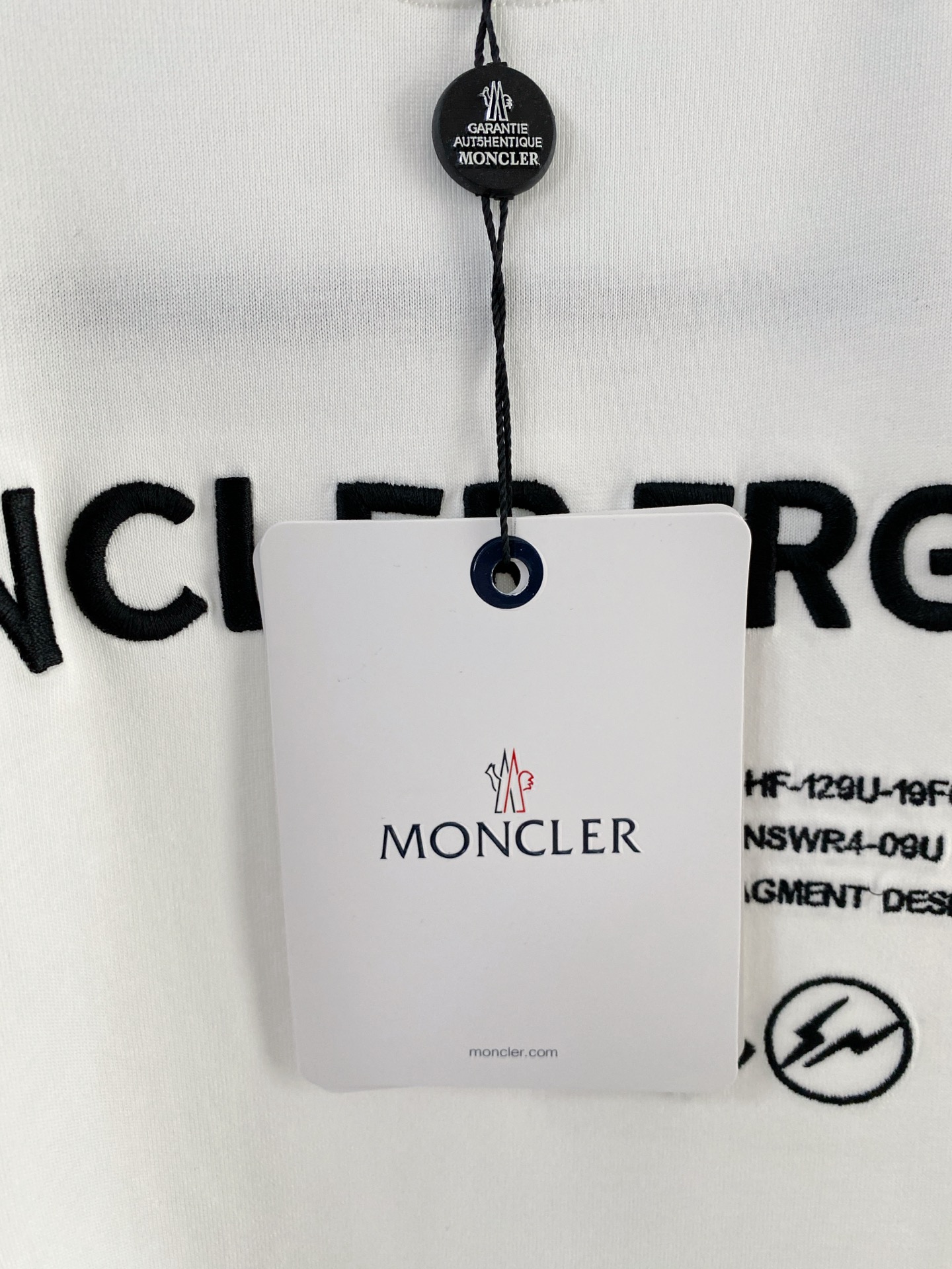 Moncler 蒙口 2026ss 春夏新款首发专柜最新款短袖圆领T恤 高端订制 设计前卫时尚！品牌lo