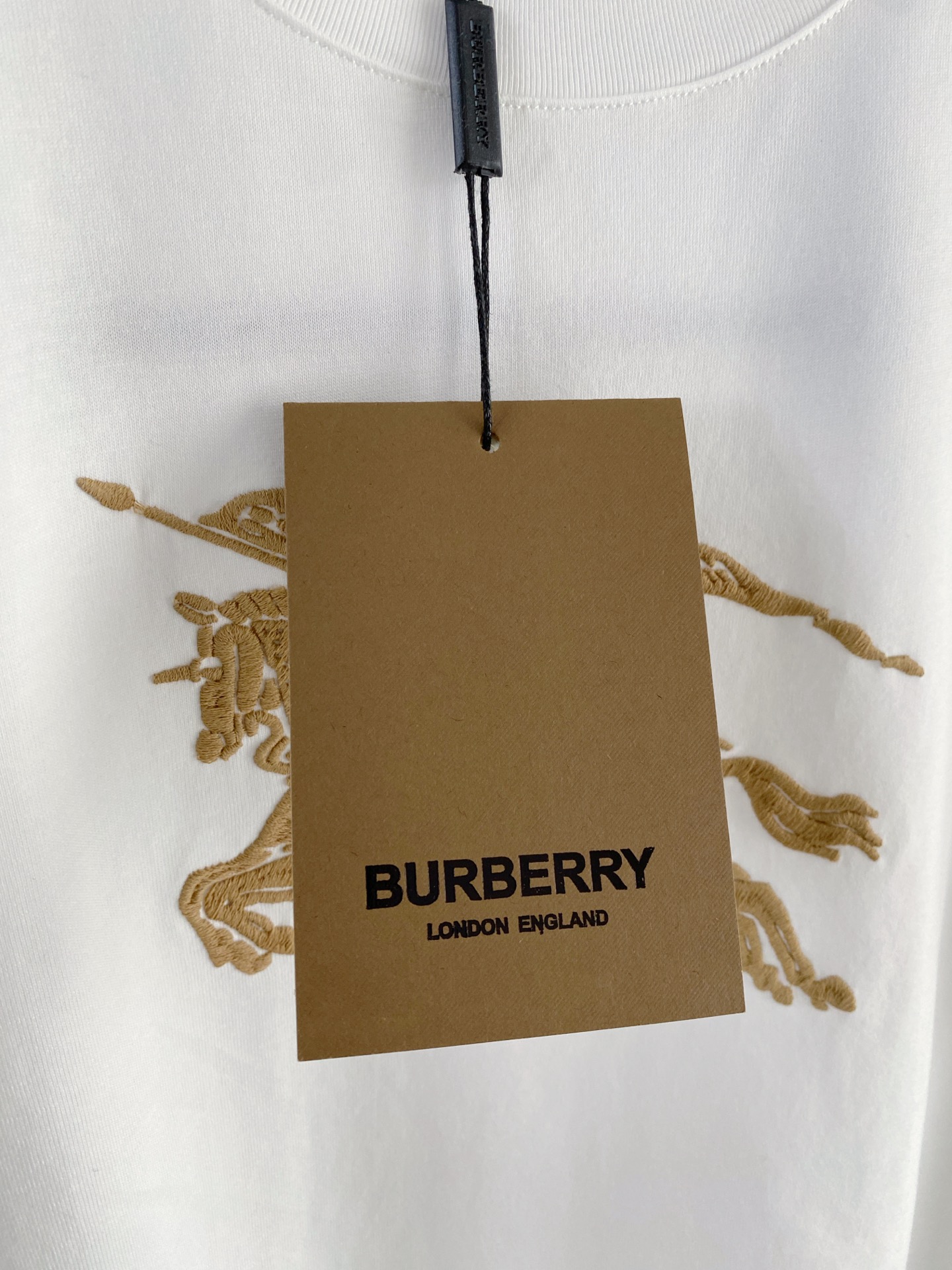 Burberry 巴宝莉 2026ss 春夏新款首发专柜最新款短袖圆领T恤 高端订制 设计前卫时尚！品牌