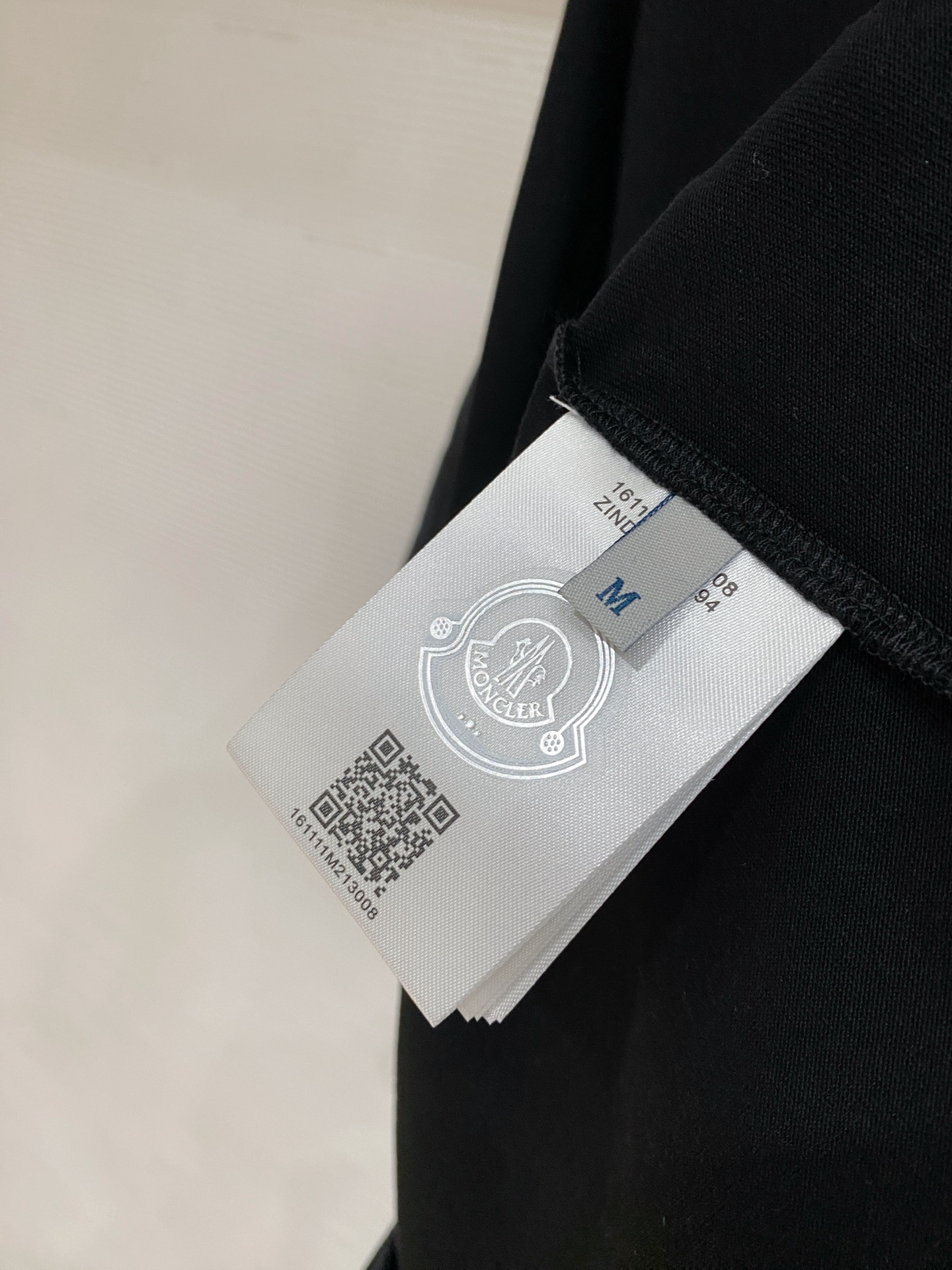 Moncler 蒙口 2026ss 春夏新款首发专柜最新款短袖圆领T恤 高端订制 设计前卫时尚！品牌lo