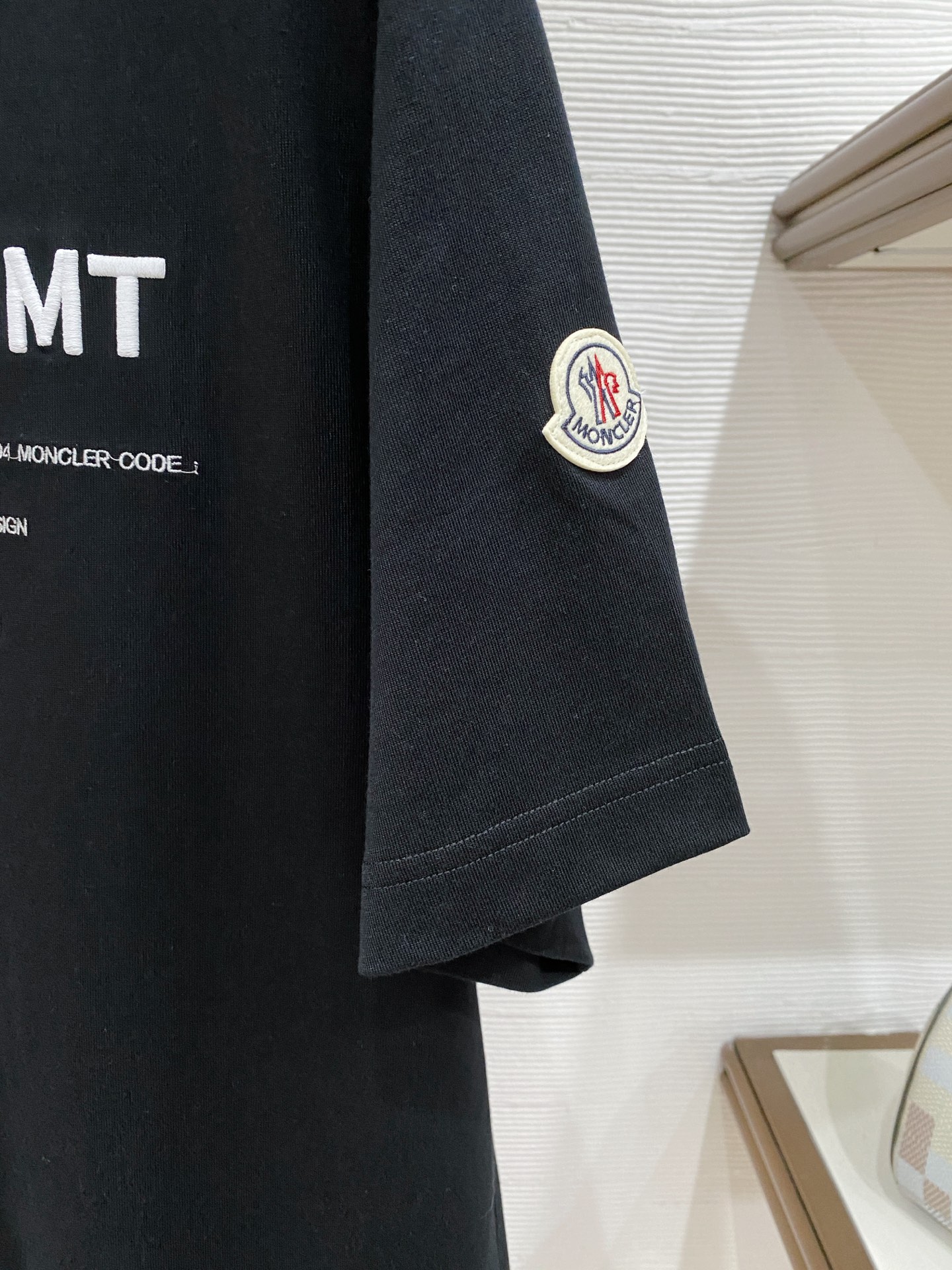 Moncler 蒙口 2026ss 春夏新款首发专柜最新款短袖圆领T恤 高端订制 设计前卫时尚！品牌lo