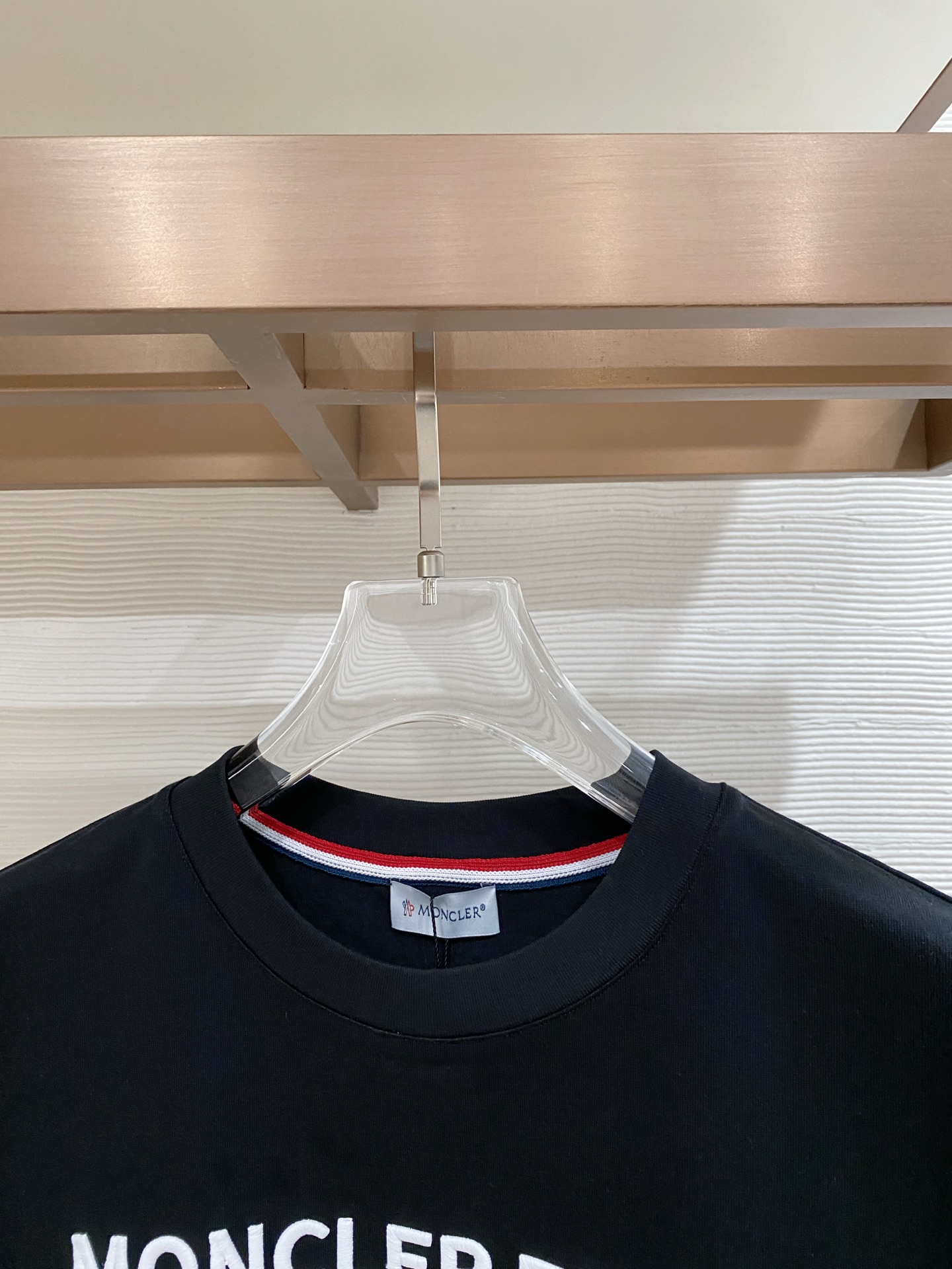 Moncler 蒙口 2026ss 春夏新款首发专柜最新款短袖圆领T恤 高端订制 设计前卫时尚！品牌lo