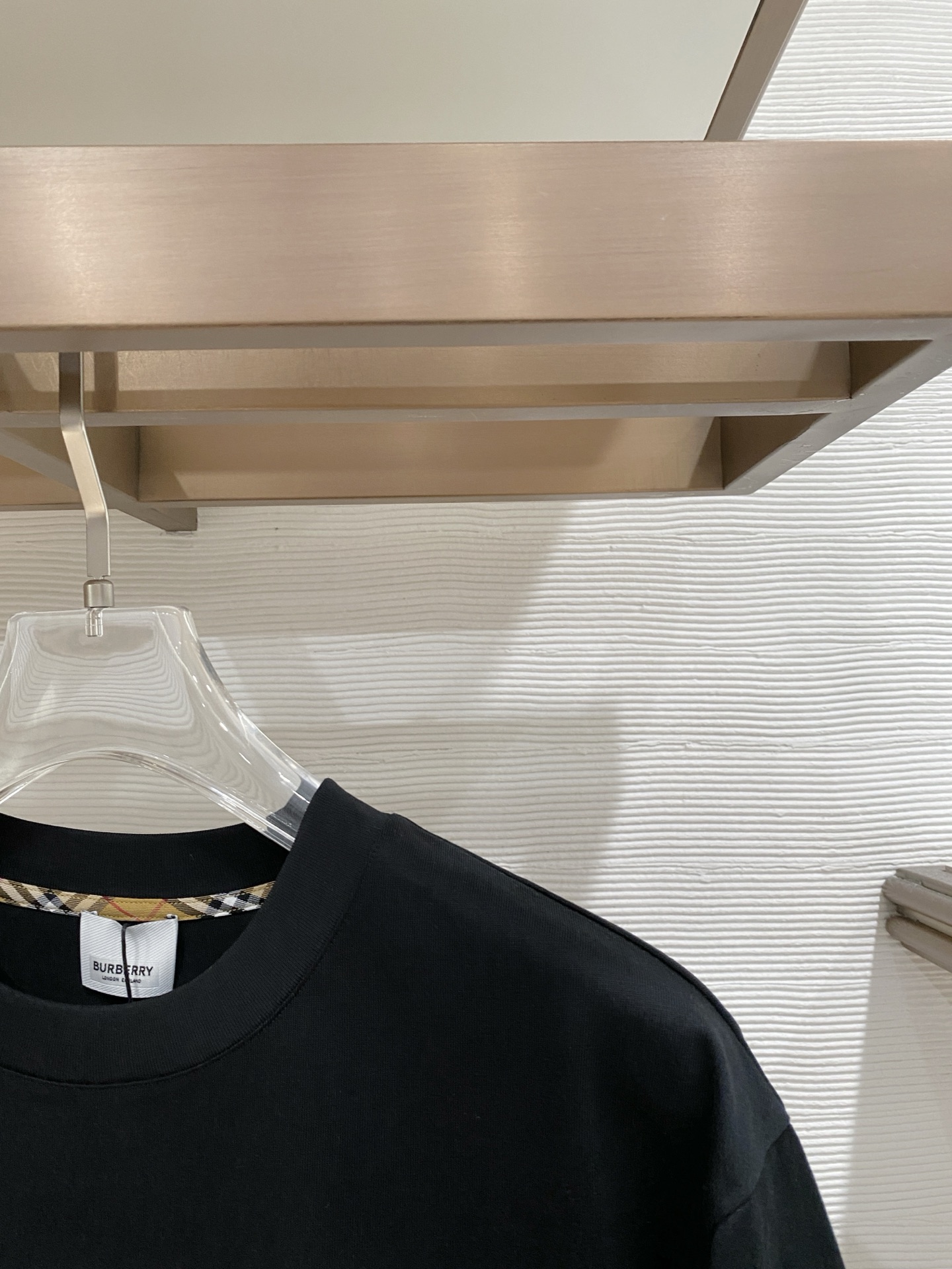 Burberry 巴宝莉 2026ss 春夏新款首发专柜最新款短袖圆领T恤 高端订制 设计前卫时尚！品牌