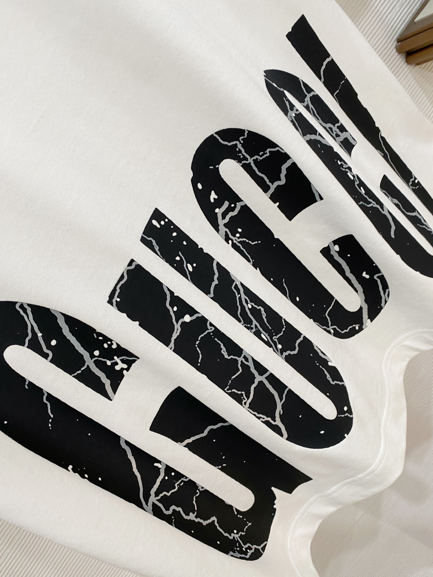 Gucci 古奇 2026ss 春夏新款首发专柜最新款短袖圆领T恤 高端订制 设计前卫时尚！品牌logo