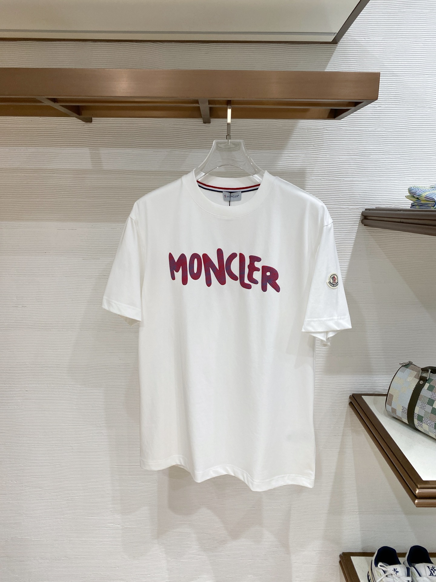 Moncler 蒙口 2026ss 春夏新款首发专柜最新款短袖圆领T恤 高端订制 设计前卫时尚！品牌lo