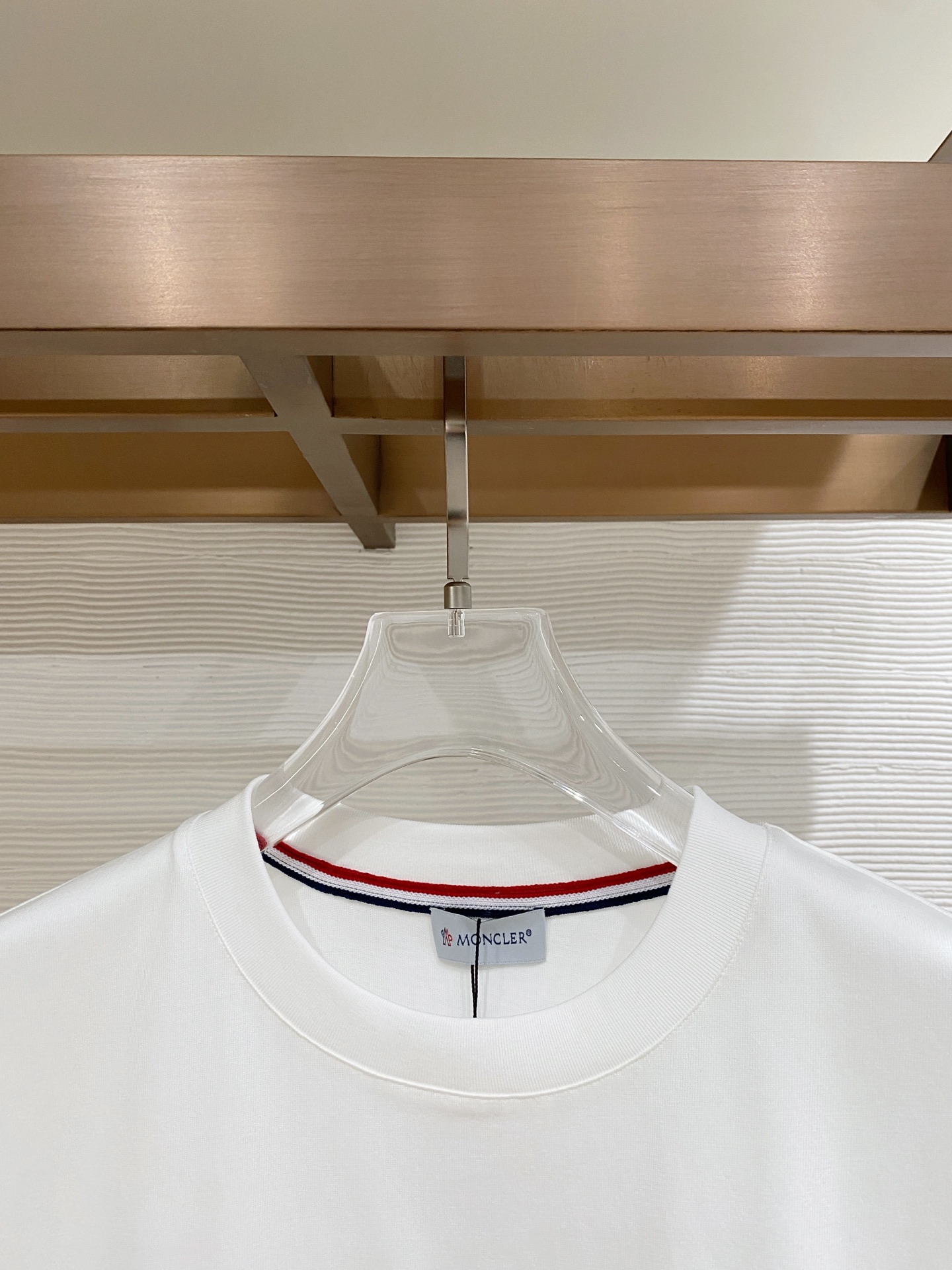 Moncler 蒙口 2026ss 春夏新款首发专柜最新款短袖圆领T恤 高端订制 设计前卫时尚！品牌lo