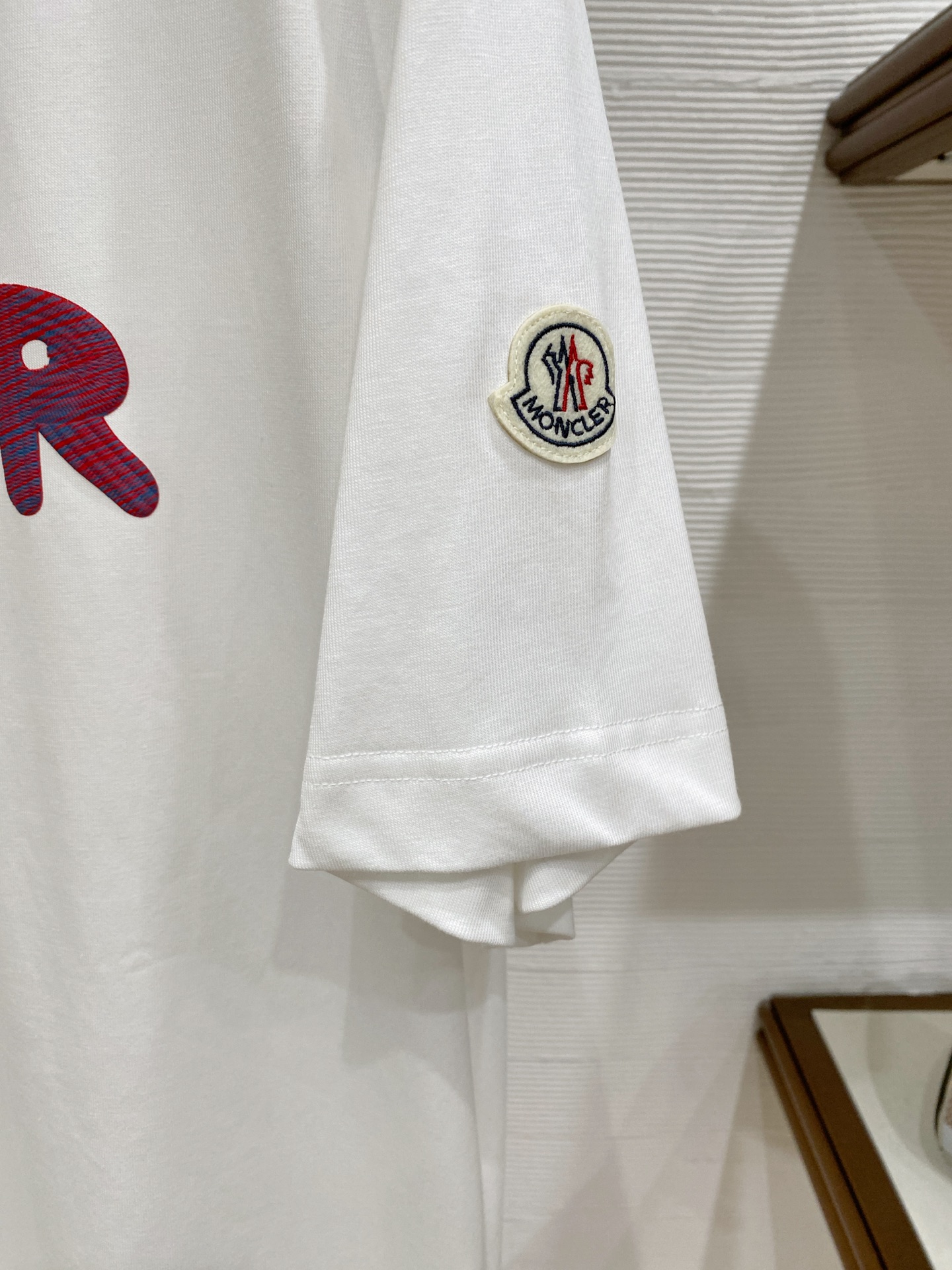 Moncler 蒙口 2026ss 春夏新款首发专柜最新款短袖圆领T恤 高端订制 设计前卫时尚！品牌lo