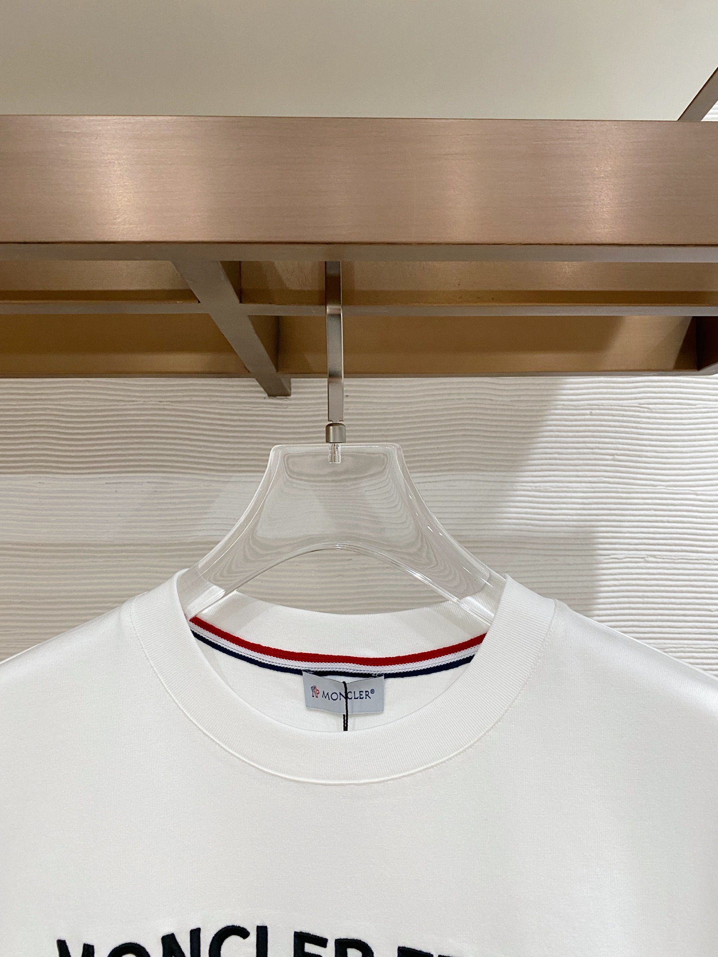 Moncler 蒙口 2026ss 春夏新款首发专柜最新款短袖圆领T恤 高端订制 设计前卫时尚！品牌lo